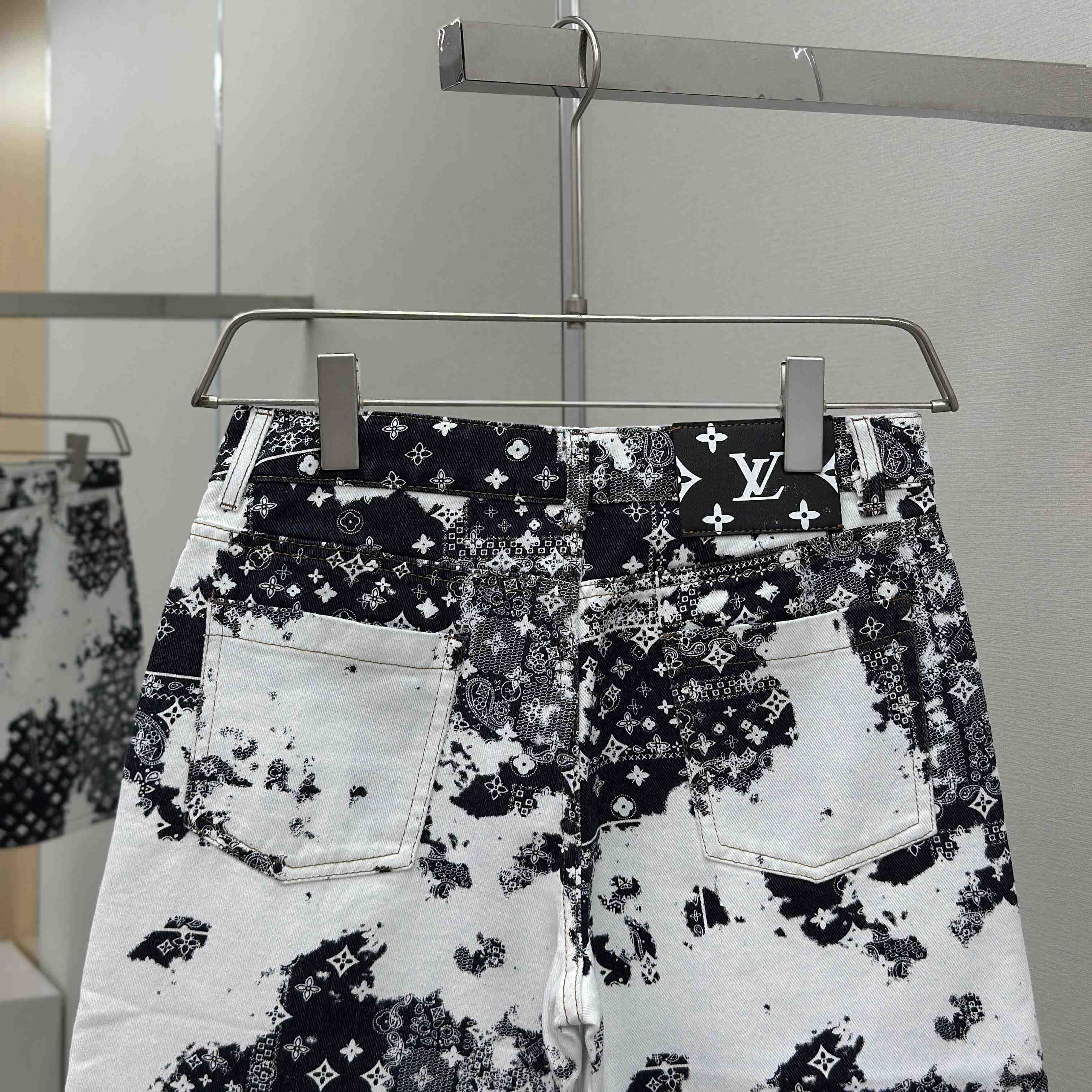 Louis Vuitton Monogram Denim Shorts - EUR FASHION