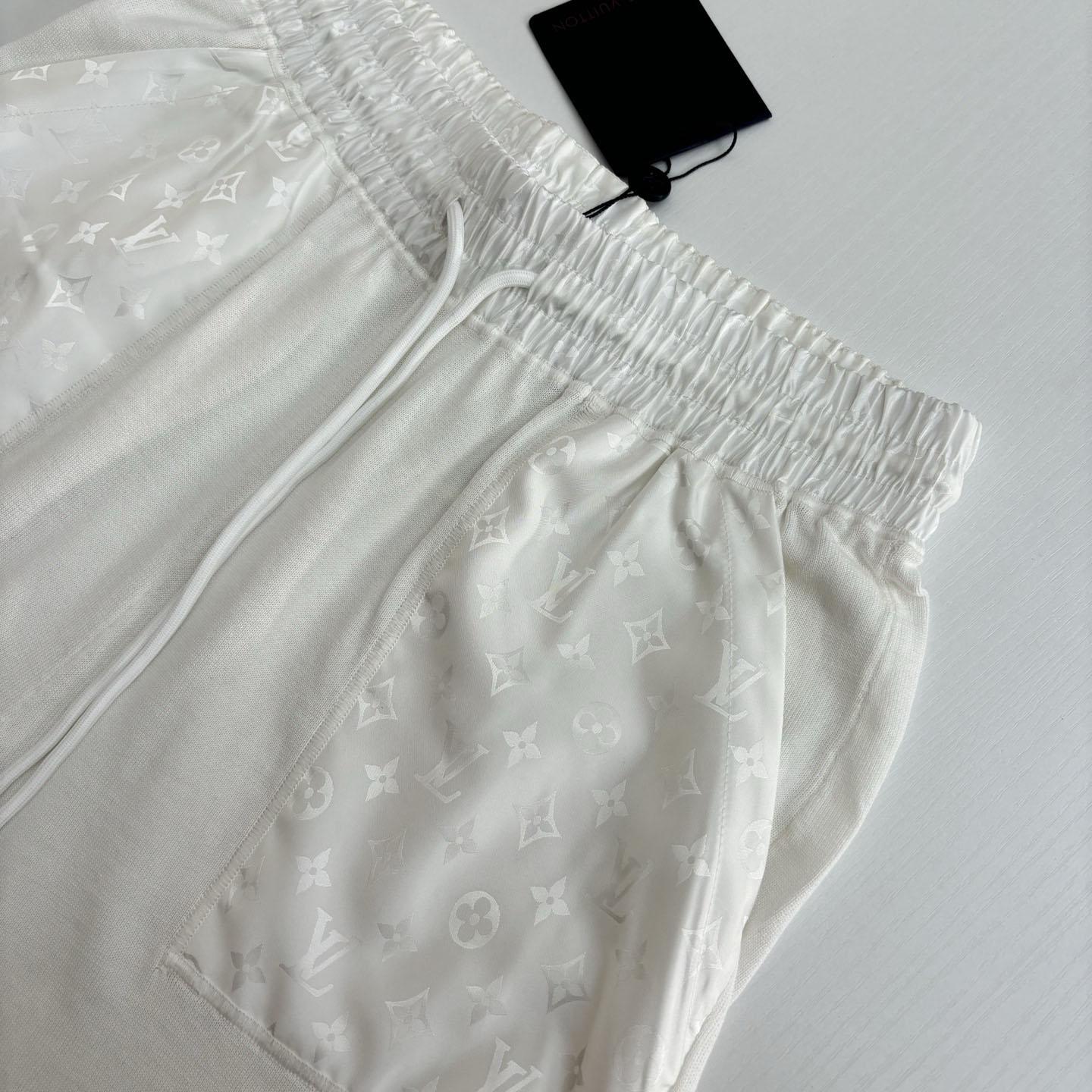 Louis Vuitton Shorts With Monogram Nylon Details   1AHVPK - EUR FASHION