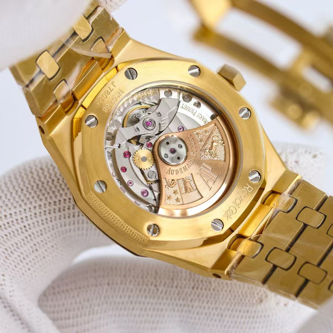 Audemars Piguet Royal Oak 15550BA Champagne Dial 1017 ALYX 9SM in Yellow Gold - EUR FASHION
