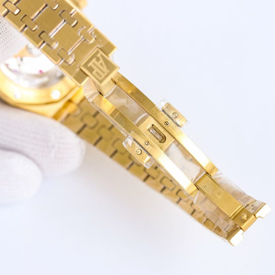 Audemars Piguet Royal Oak 15550BA Champagne Dial 1017 ALYX 9SM in Yellow Gold - EUR FASHION