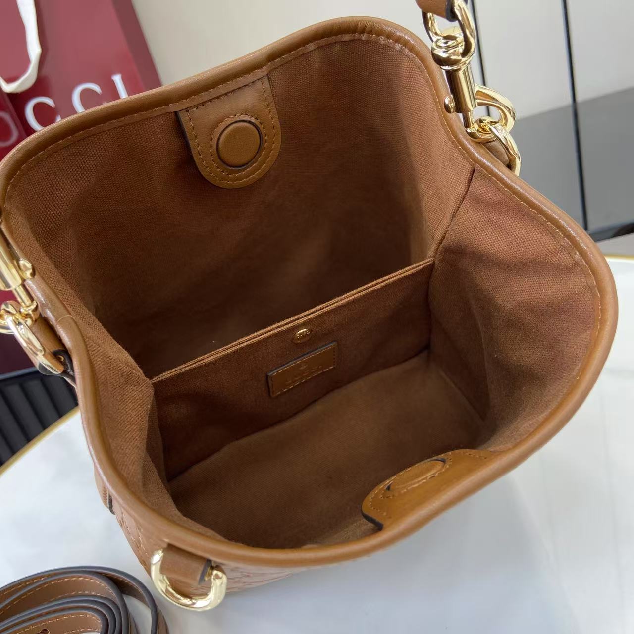 Gucci GG Emblem Small Bucket Bag  - EUR FASHION