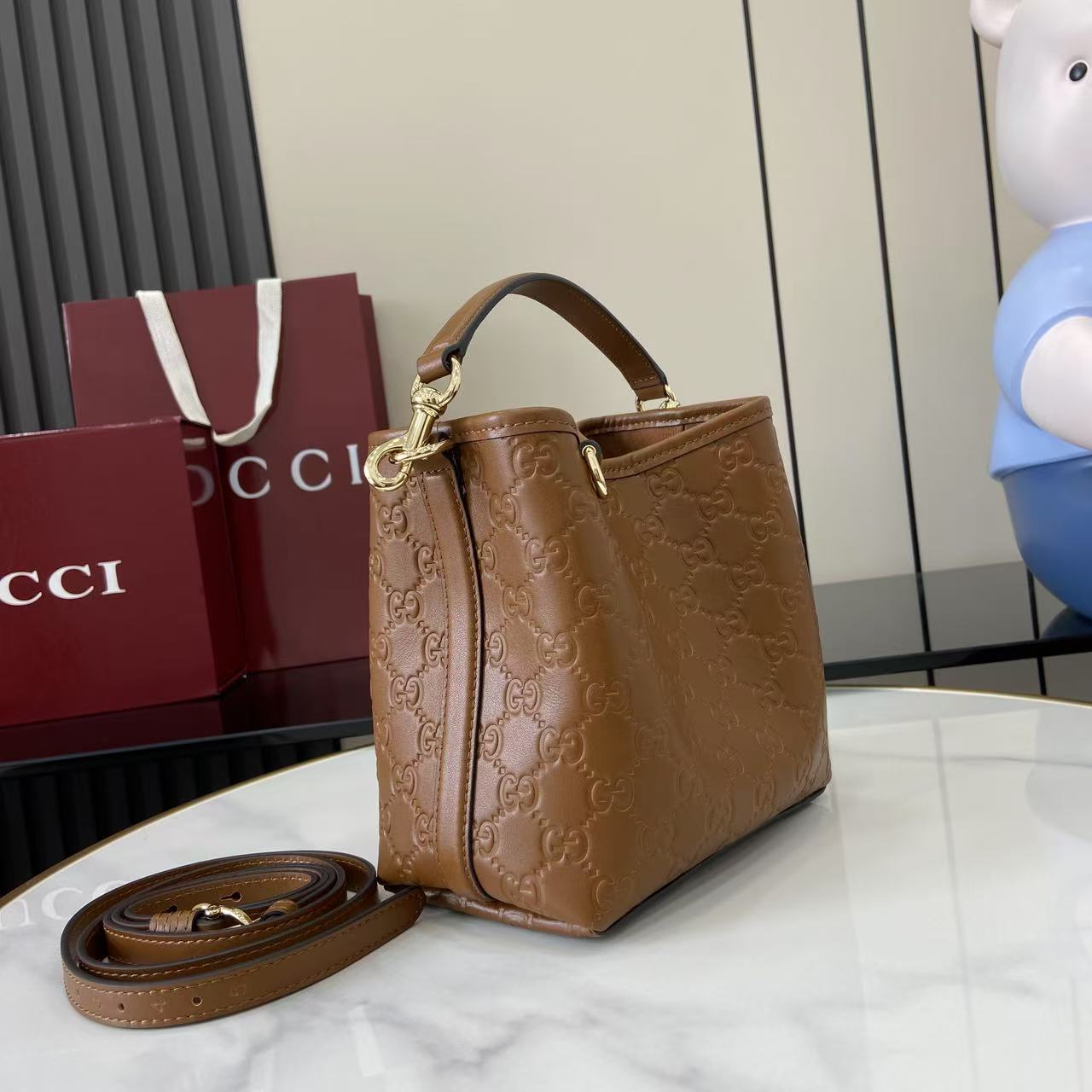 Gucci GG Emblem Small Bucket Bag  - EUR FASHION