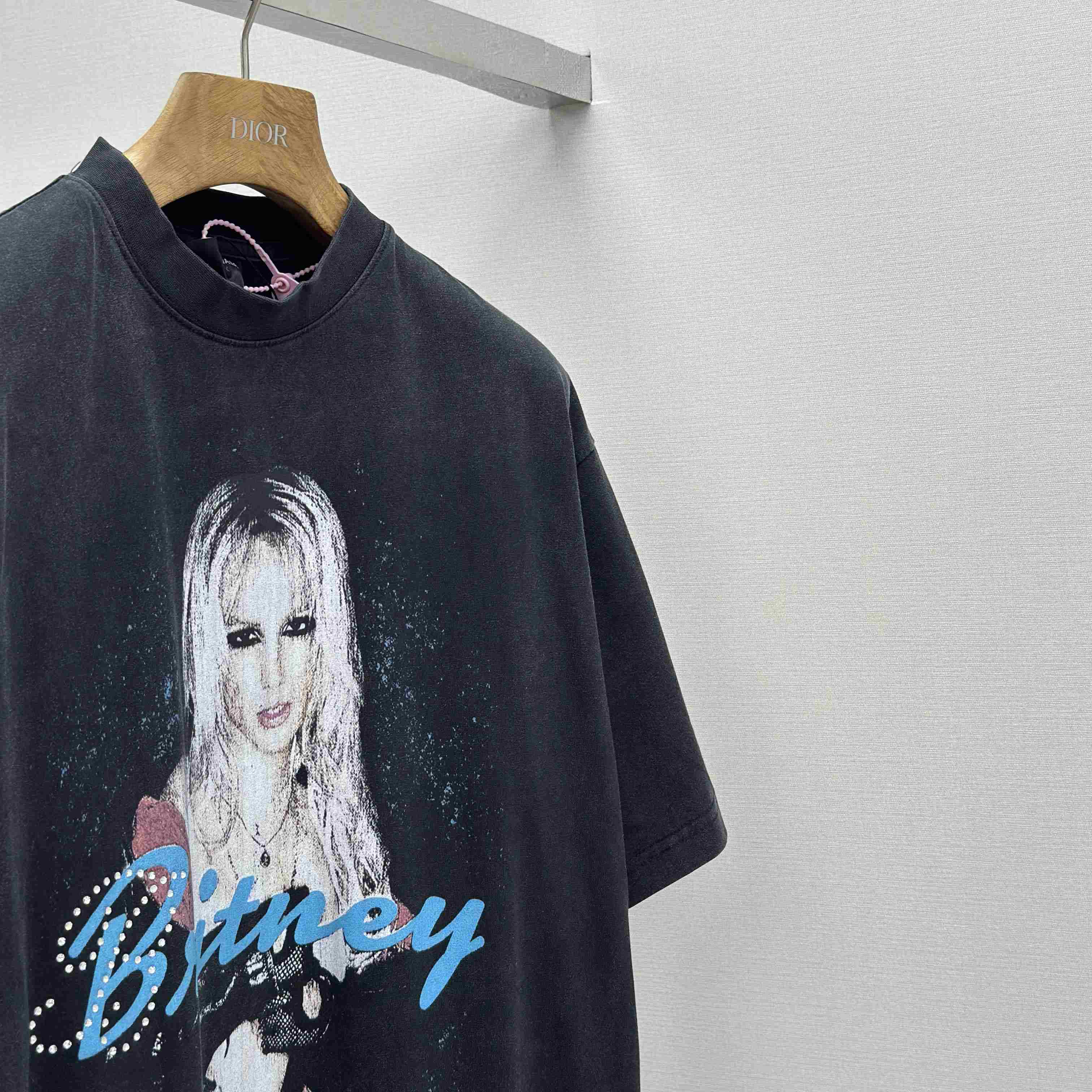 Balenciaga Music | Britney Spears Series Oversized T-Shirt In Faded Black - EUR FASHION