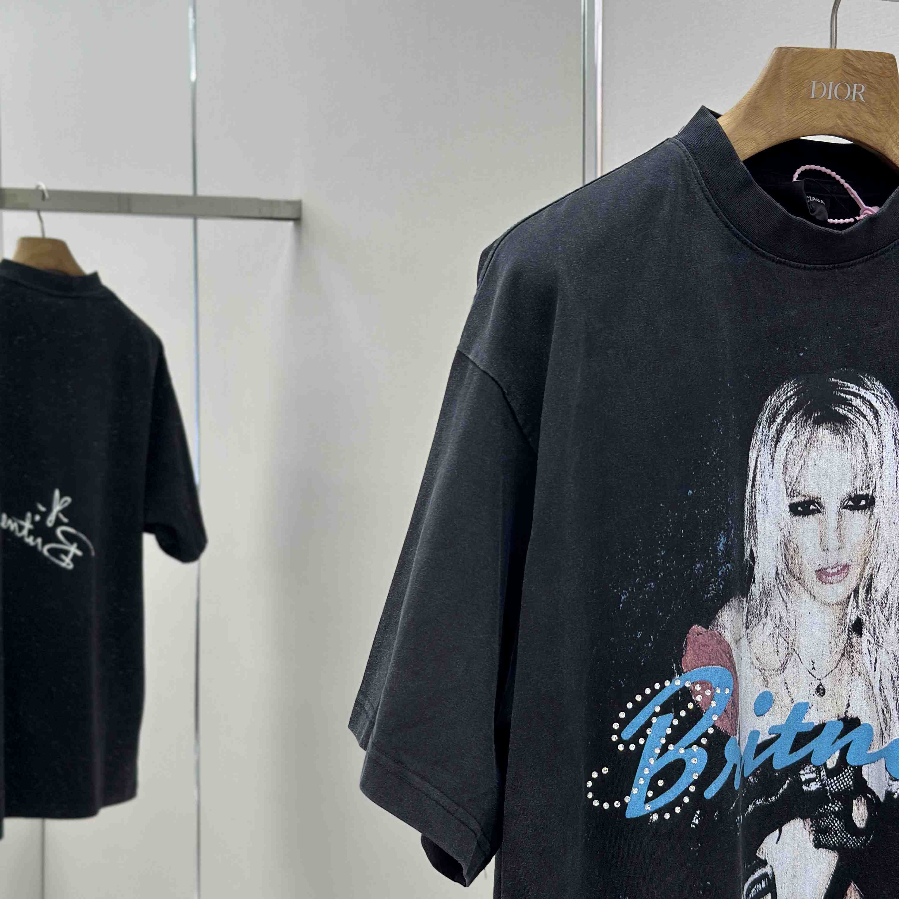 Balenciaga Music | Britney Spears Series Oversized T-Shirt In Faded Black - EUR FASHION