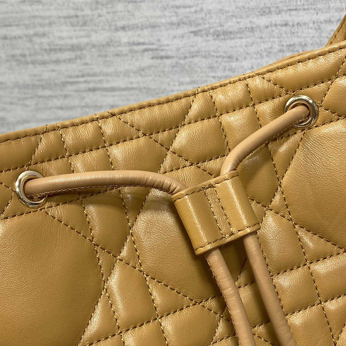 Dior Medium D-Motion Bag  - EUR FASHION