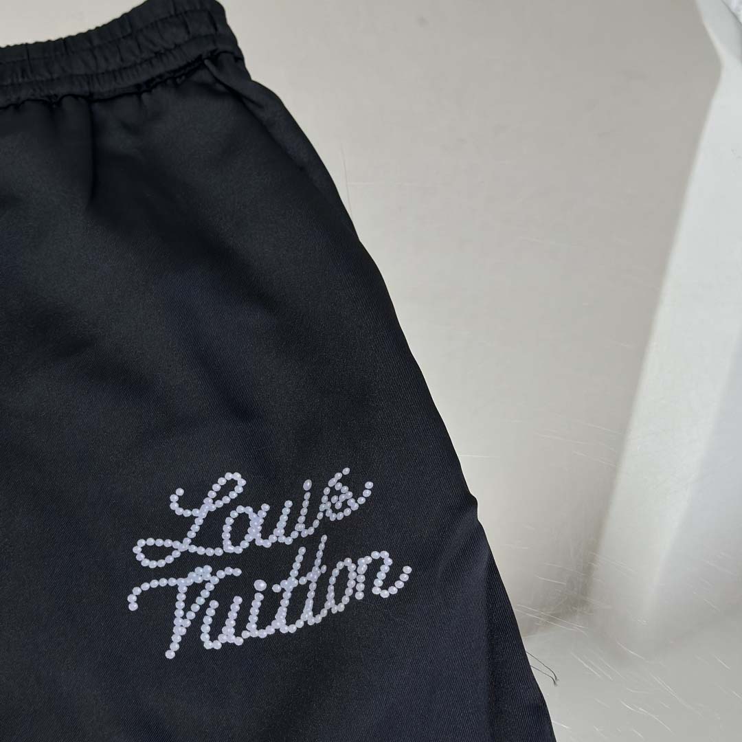Louis Vuitton Printed Signature Silk Shorts   1AIMG3 - EUR FASHION