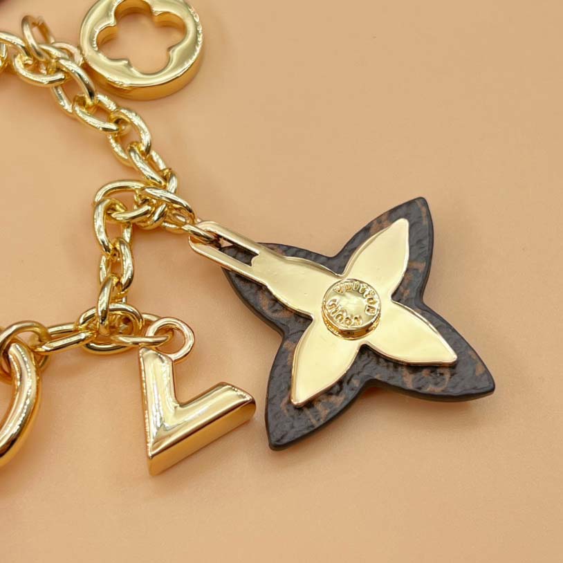 Louis Vuitton Blooming Flowers Chain Bag Charm   M01414 - EUR FASHION