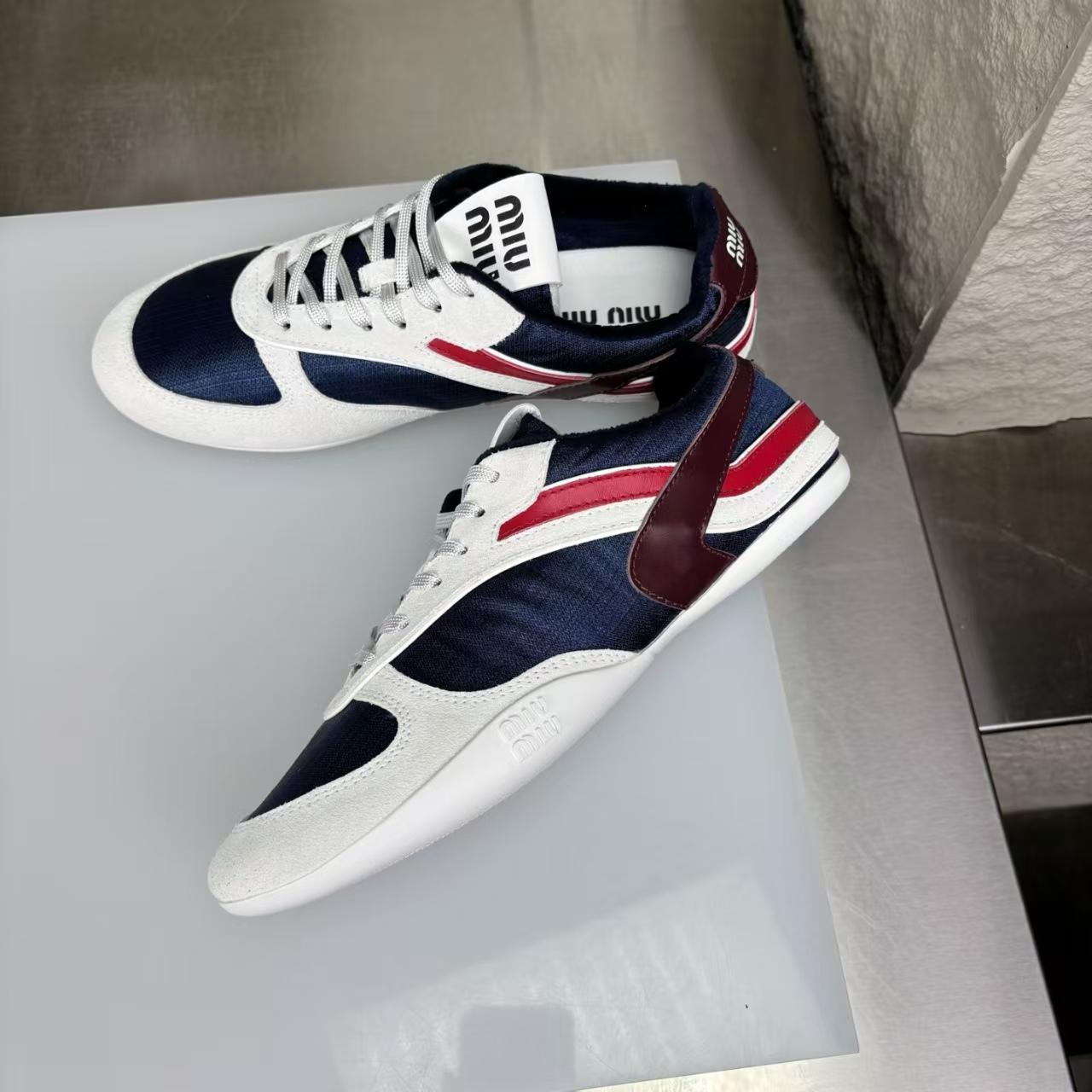 Miu Miu Gymnasium Sneakers - EUR FASHION