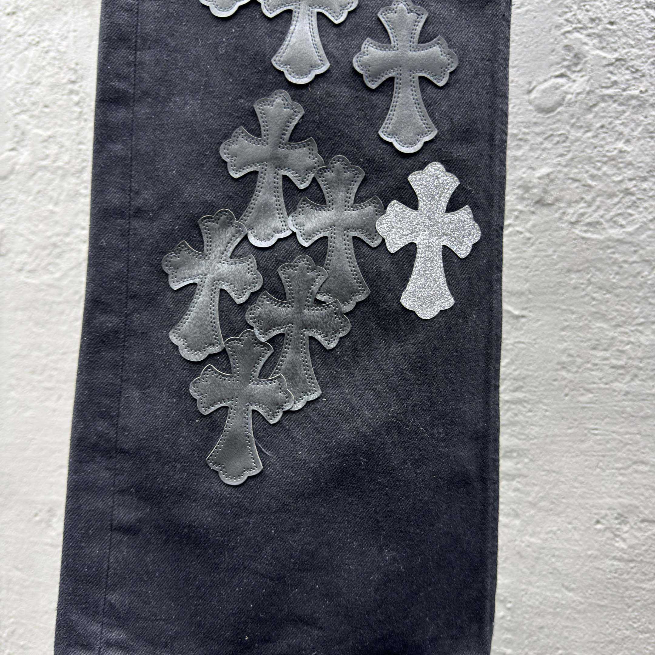 Chrome Hearts Jeans - EUR FASHION