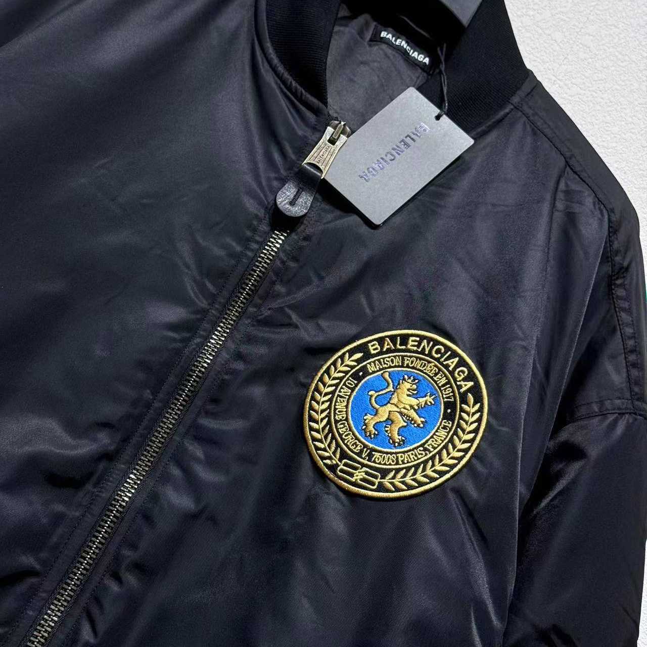 Balenciaga Bomber Jacket Large Fit In Black - EUR FASHION