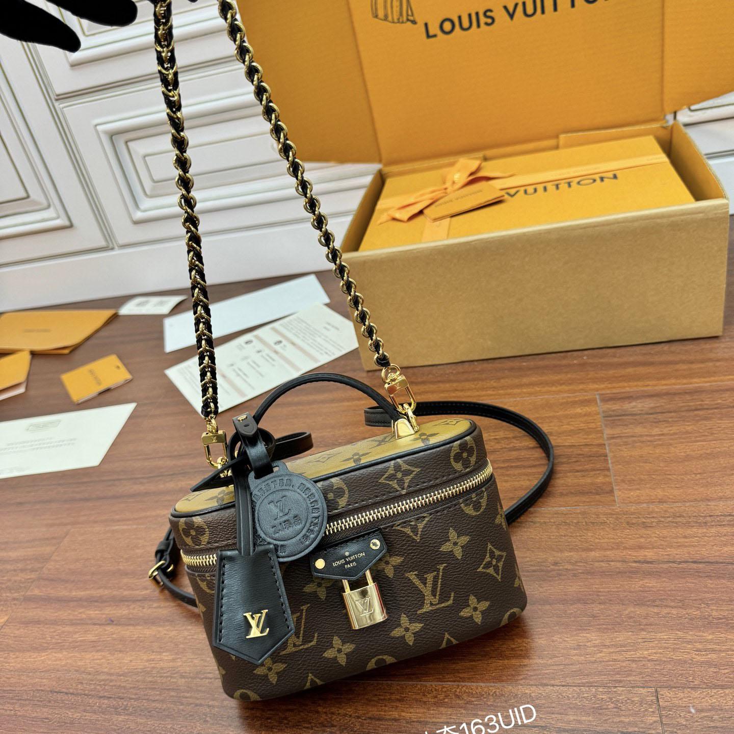 Louis Vuitton Vanity Chain Pouch    M47125 - EUR FASHION