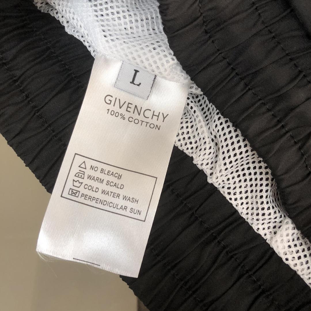 Givenchy 4G logo-print Shorts  - EUR FASHION