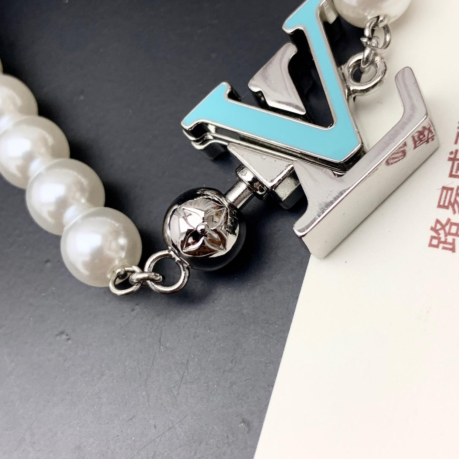 Louis Vuitton Turquoise Rodeo Necklace   M02058 - EUR FASHION