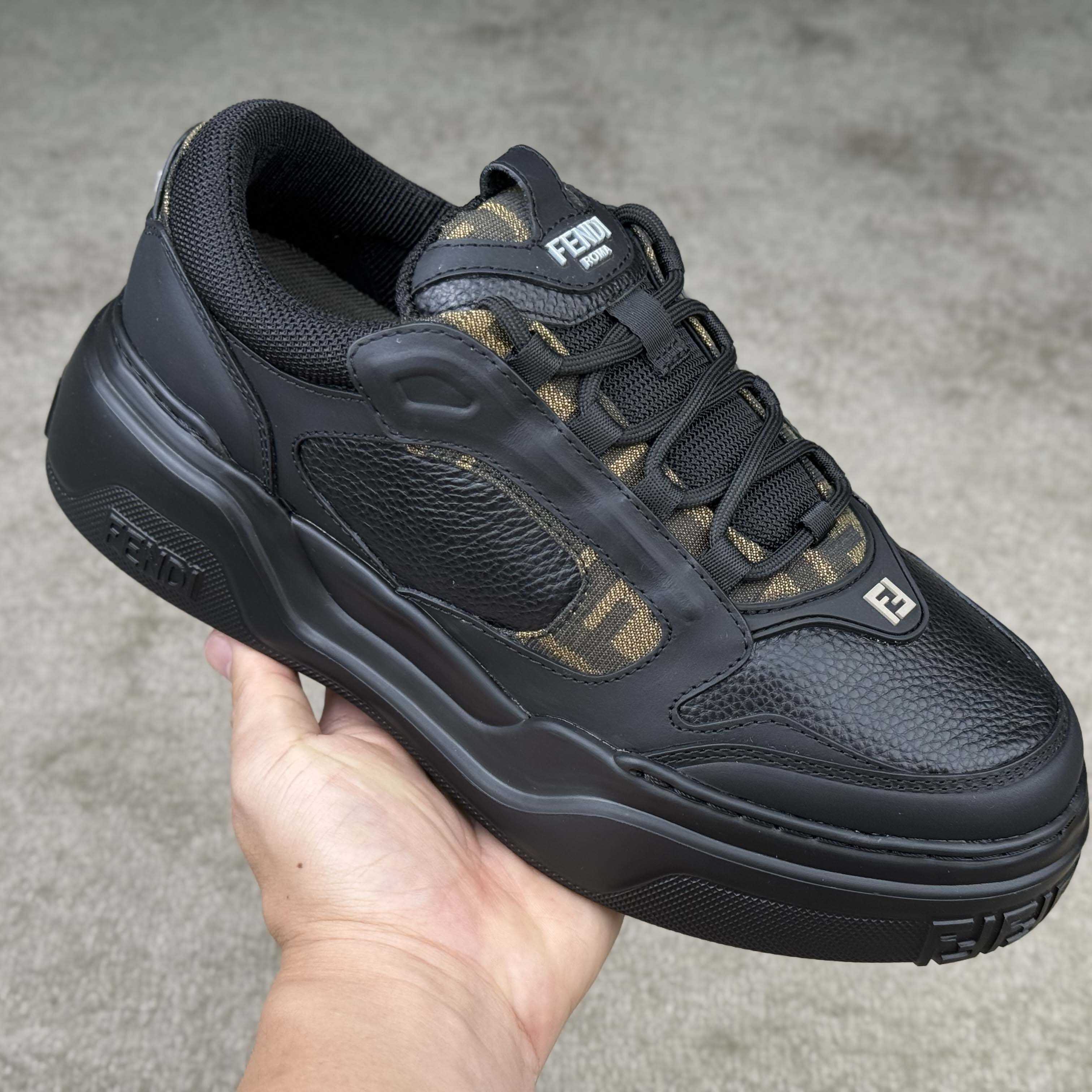 Fendi Force Trainers  - EUR FASHION