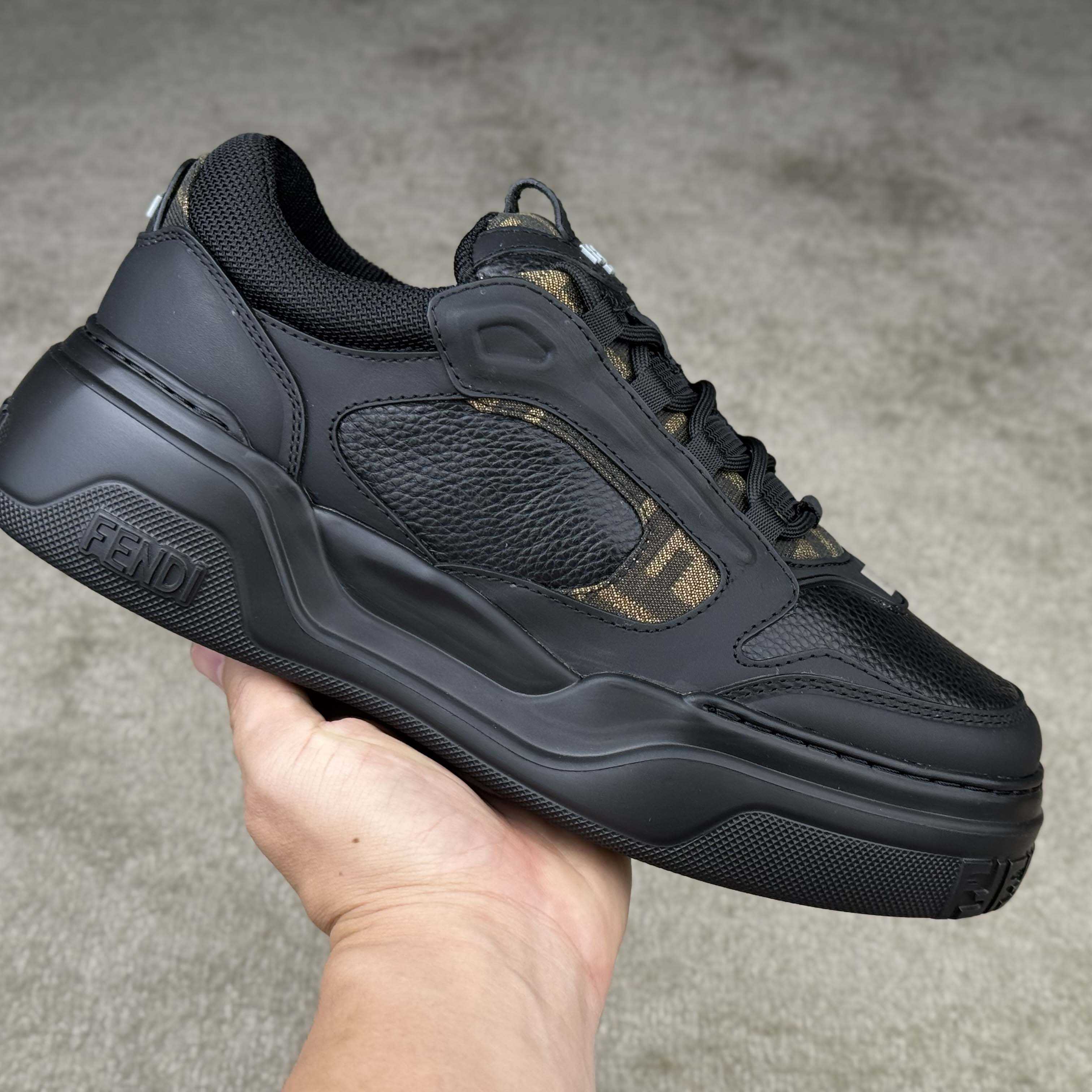 Fendi Force Trainers  - EUR FASHION