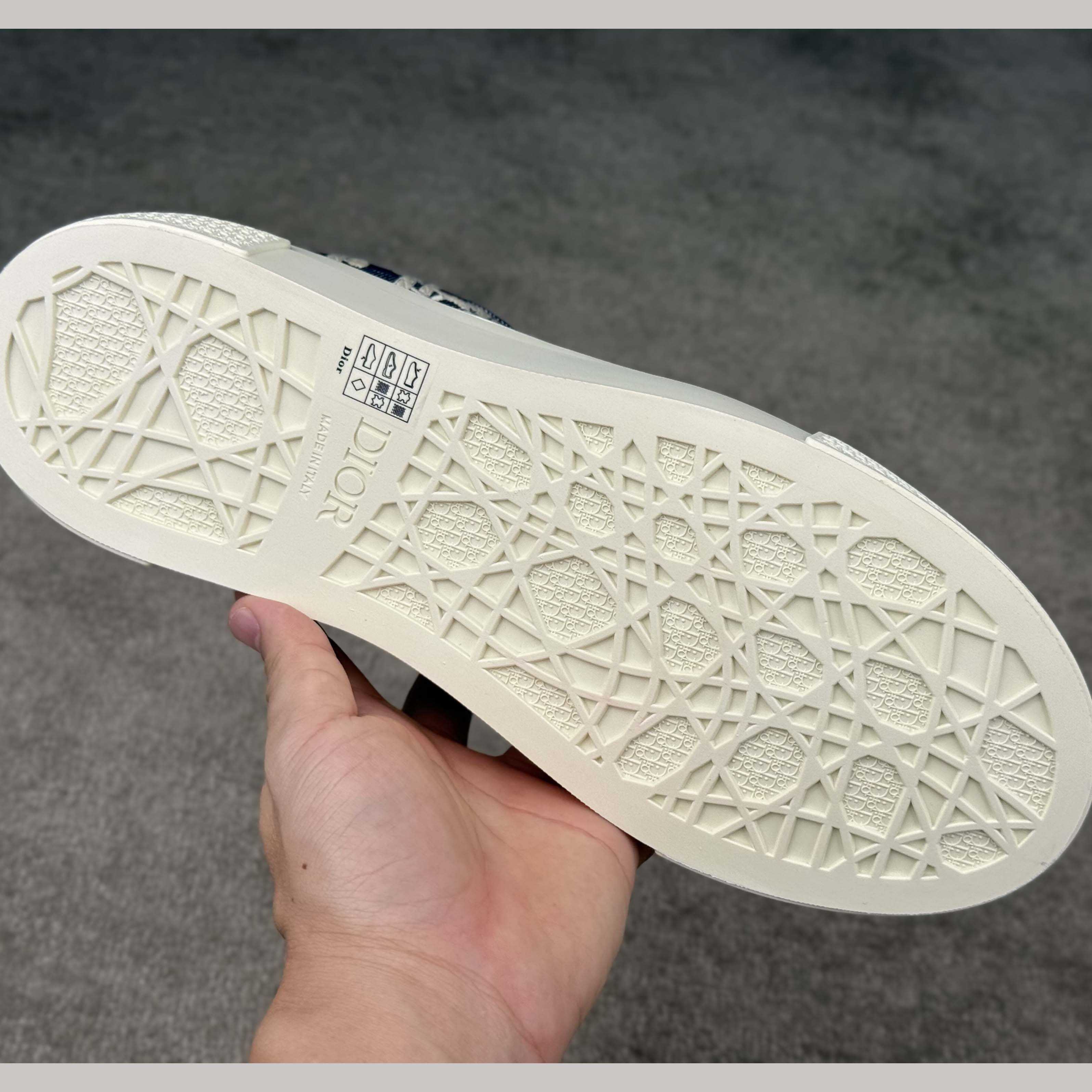 Dior B33 Sneaker  - EUR FASHION