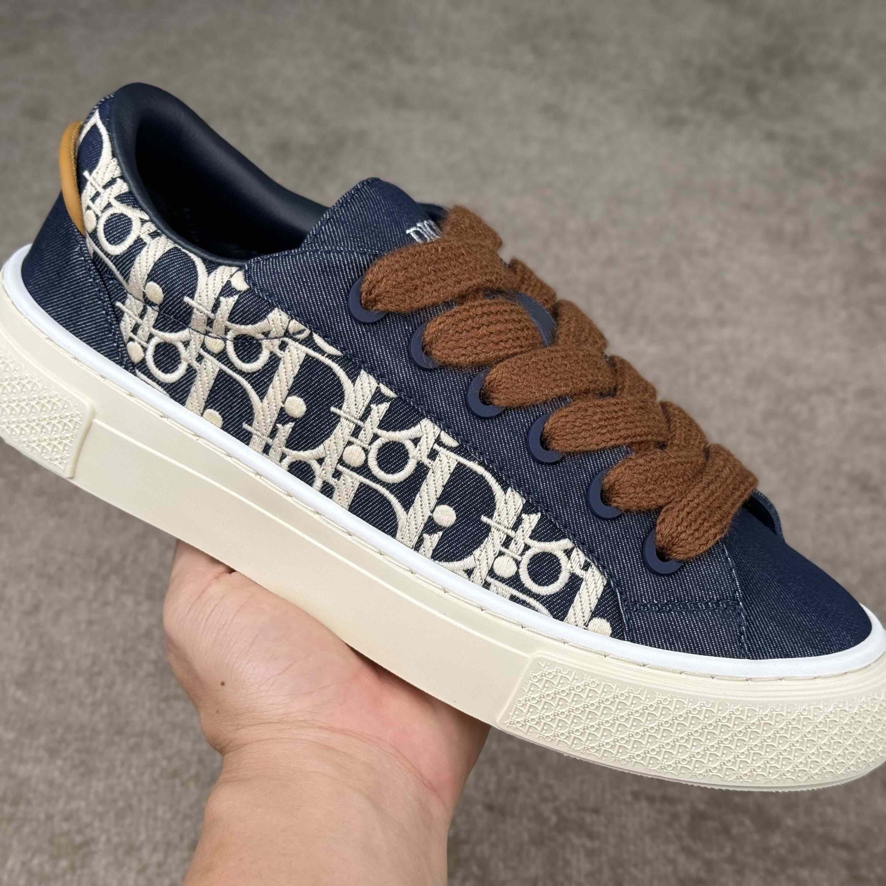 Dior B33 Sneaker  - EUR FASHION
