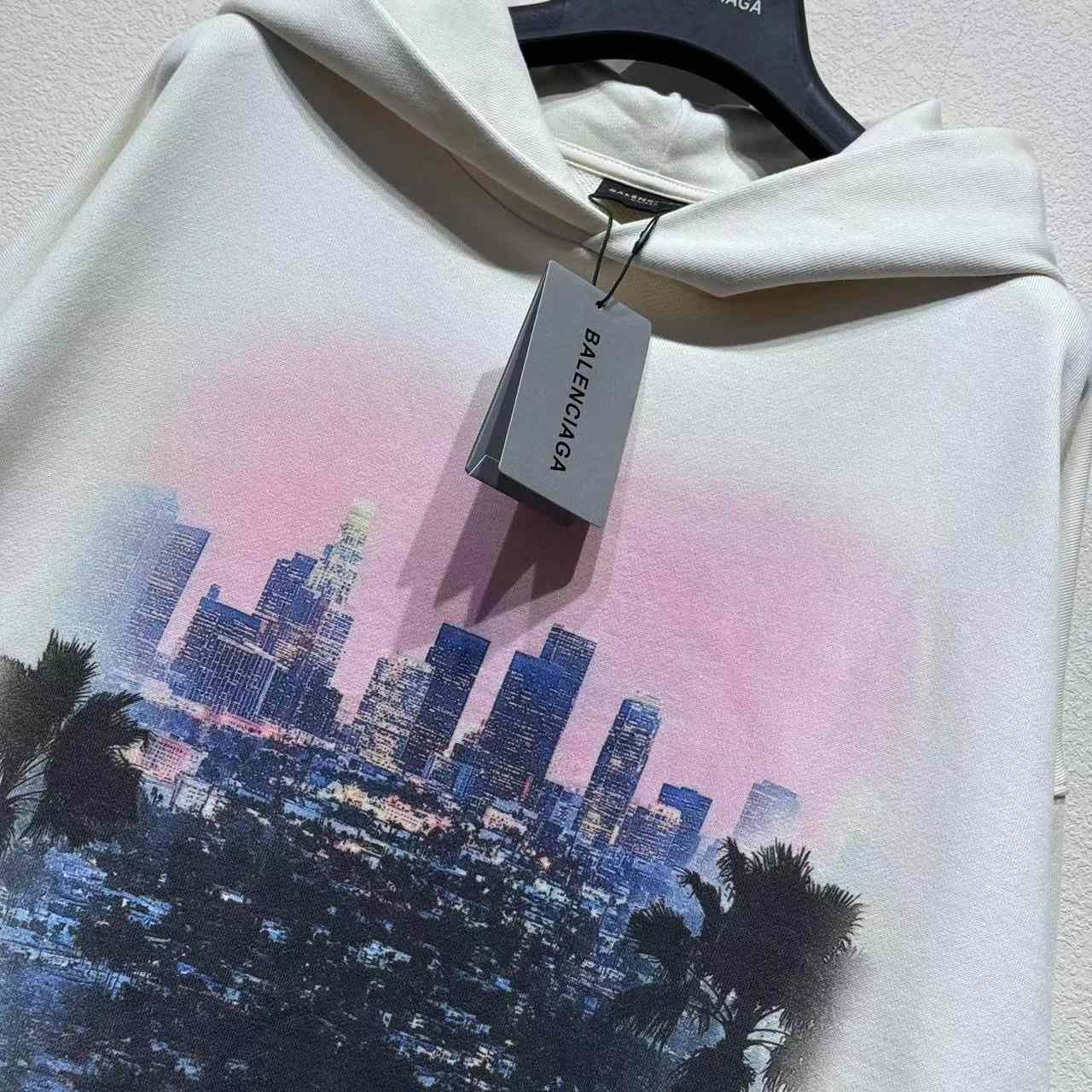 Balenciaga City Of Angels Hoodie Medium Fit In Dirty White  - EUR FASHION
