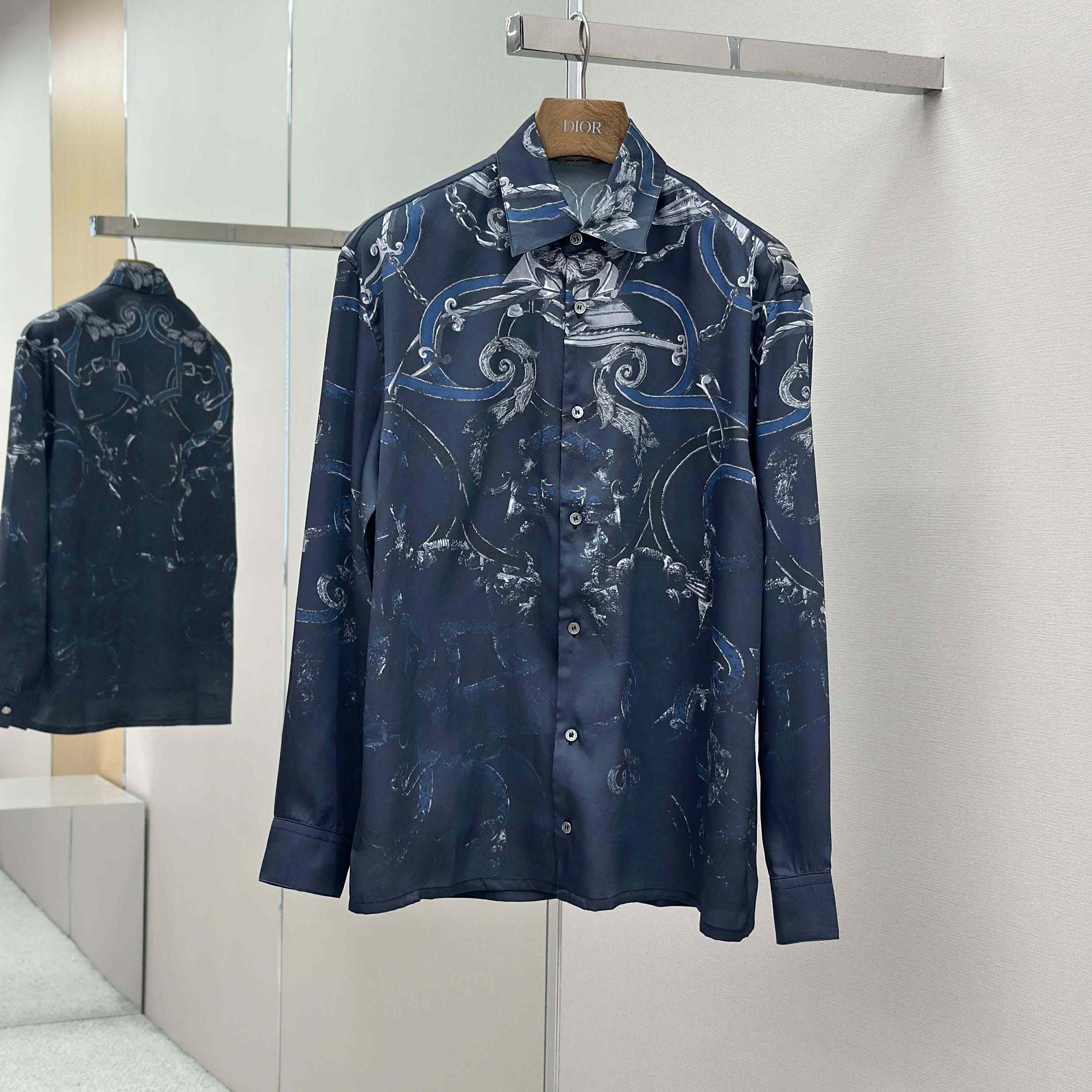 Hermes "L'Instruction Du Roy" Straight Cut Shirt - EUR FASHION