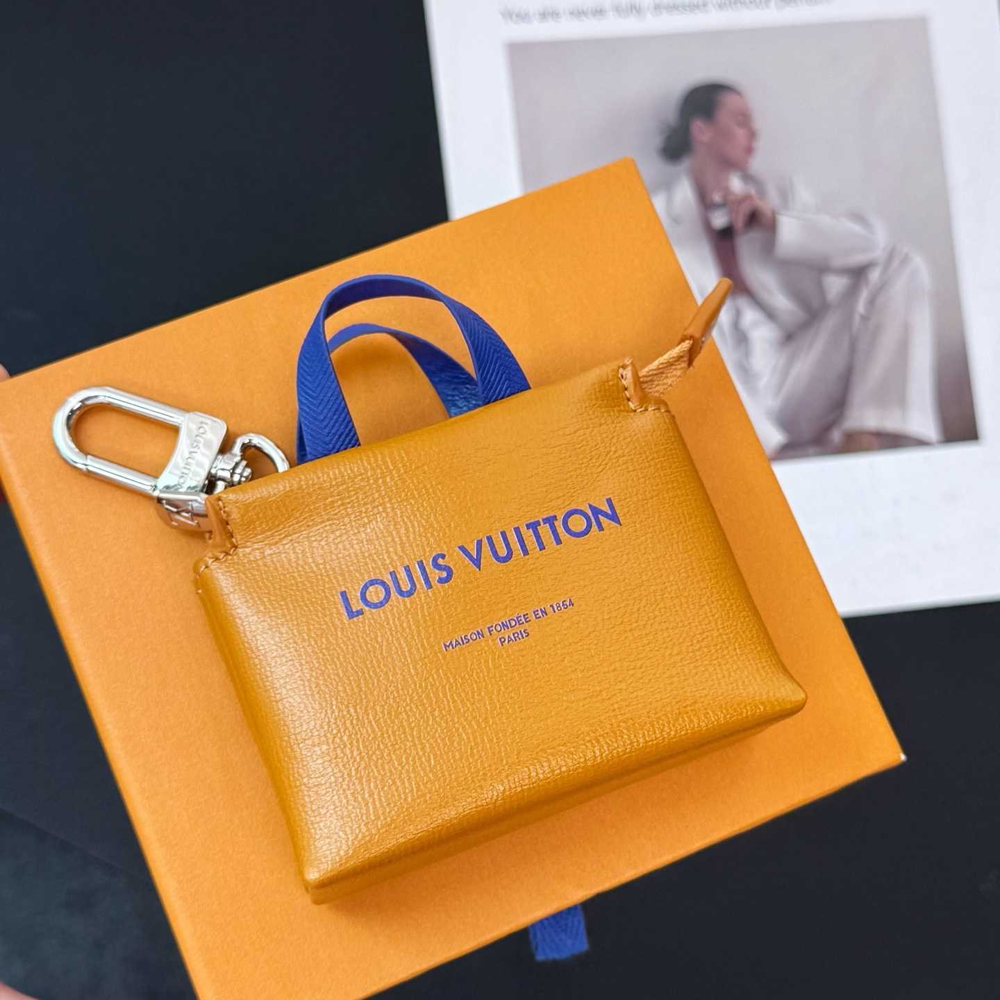 Louis Vuitton LV Mini Shopper Bag Charm   M02699 - EUR FASHION
