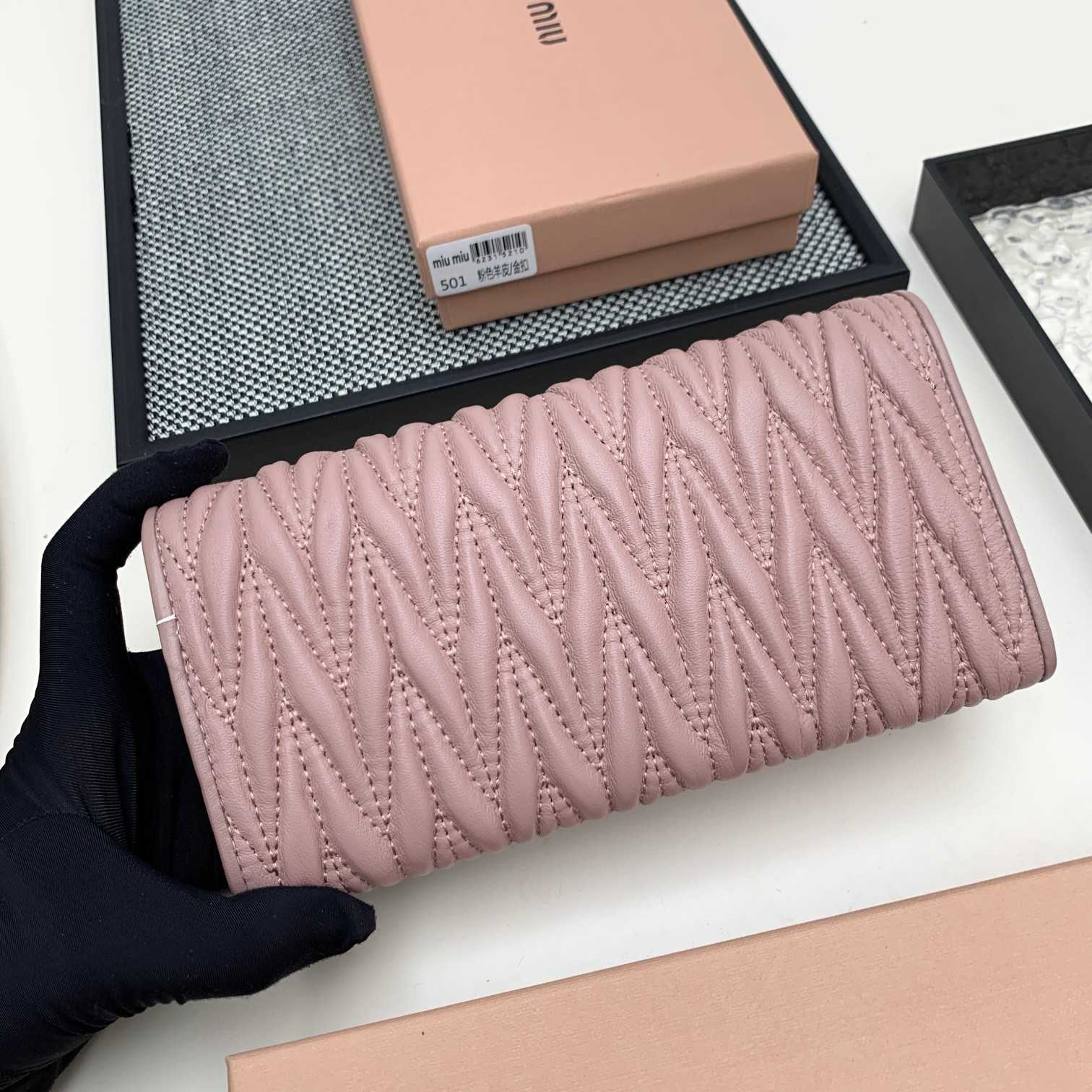 Miu Miu Nappa Wallet (19*10*2.5cm) - EUR FASHION