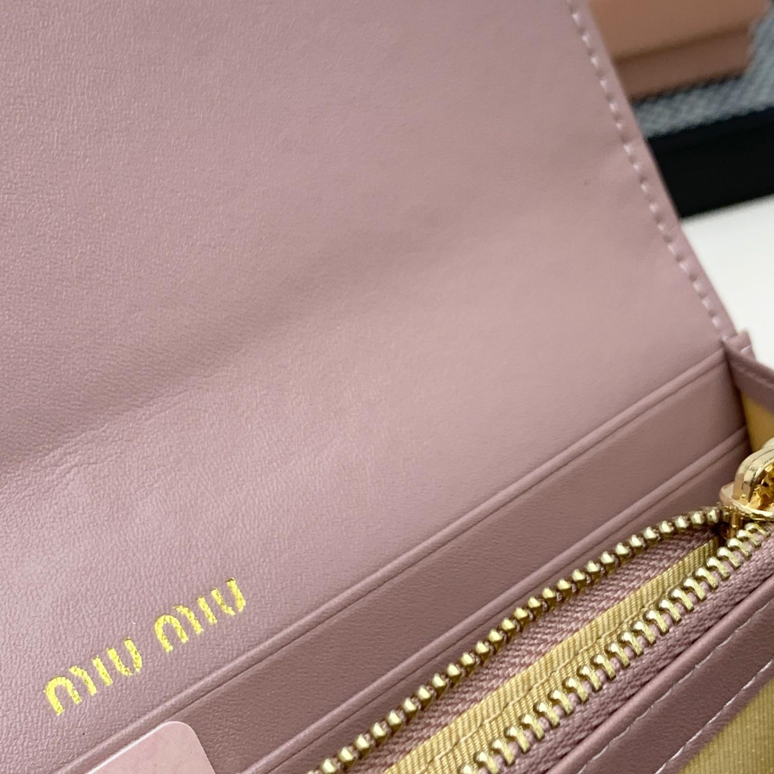 Miu Miu Nappa Wallet (19*10*2.5cm) - EUR FASHION