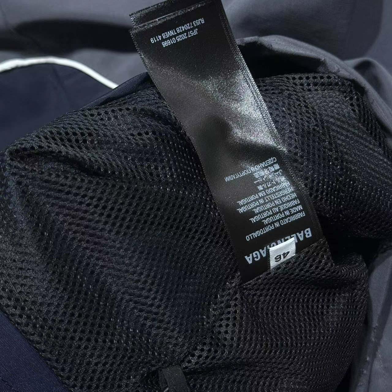 Balenciaga 50/50 tracksuit Jacket In Washed Black - EUR FASHION