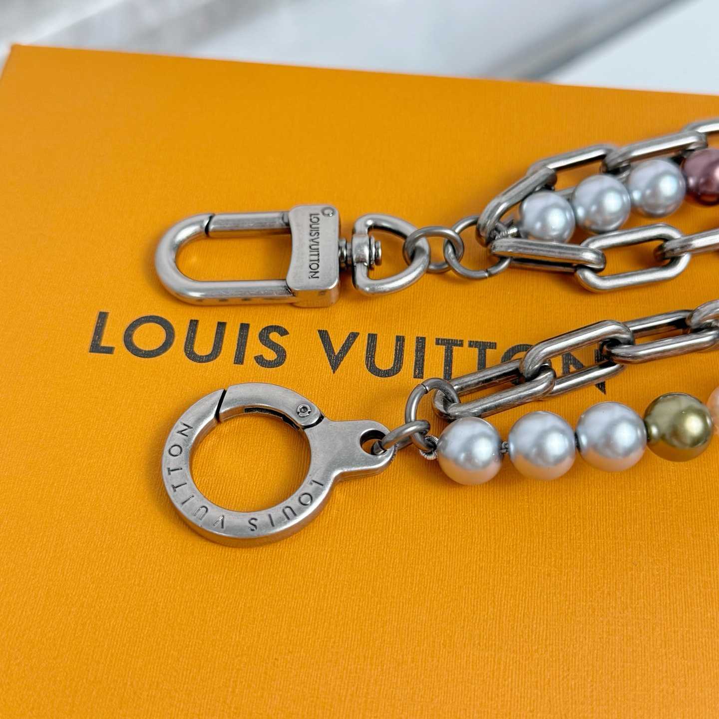 Louis Vuitton Pearls Chain Belt and Bag Charm   M02293 - EUR FASHION