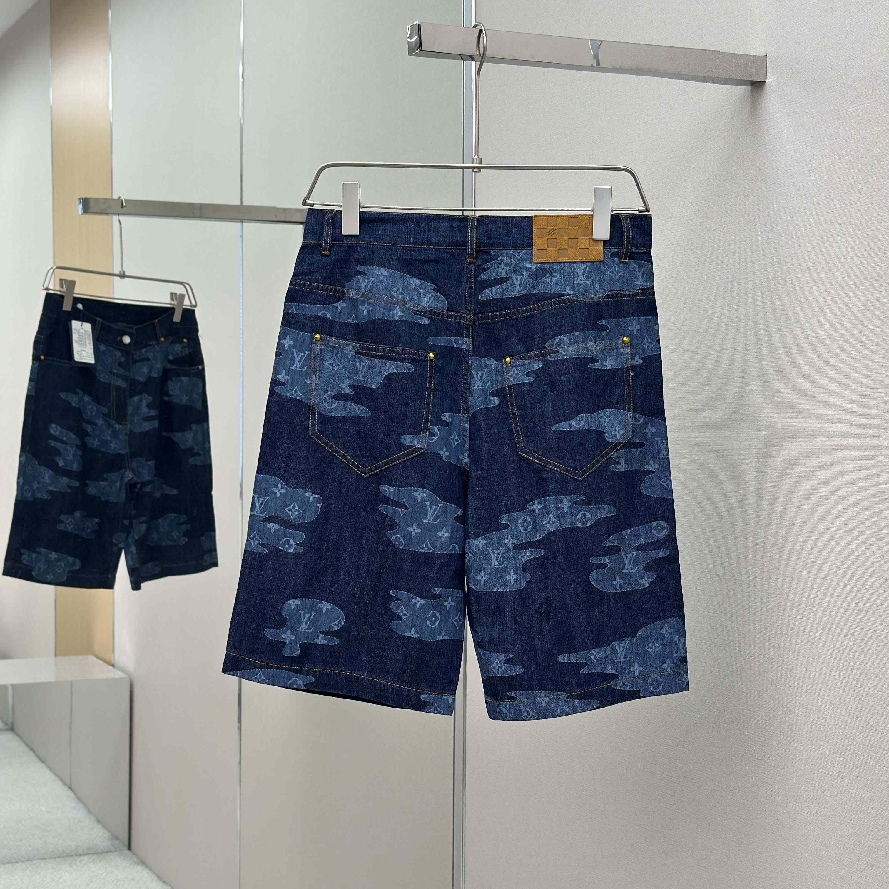 Louis Vuitton Monogram Chambray Shorts   1AILU6 - EUR FASHION