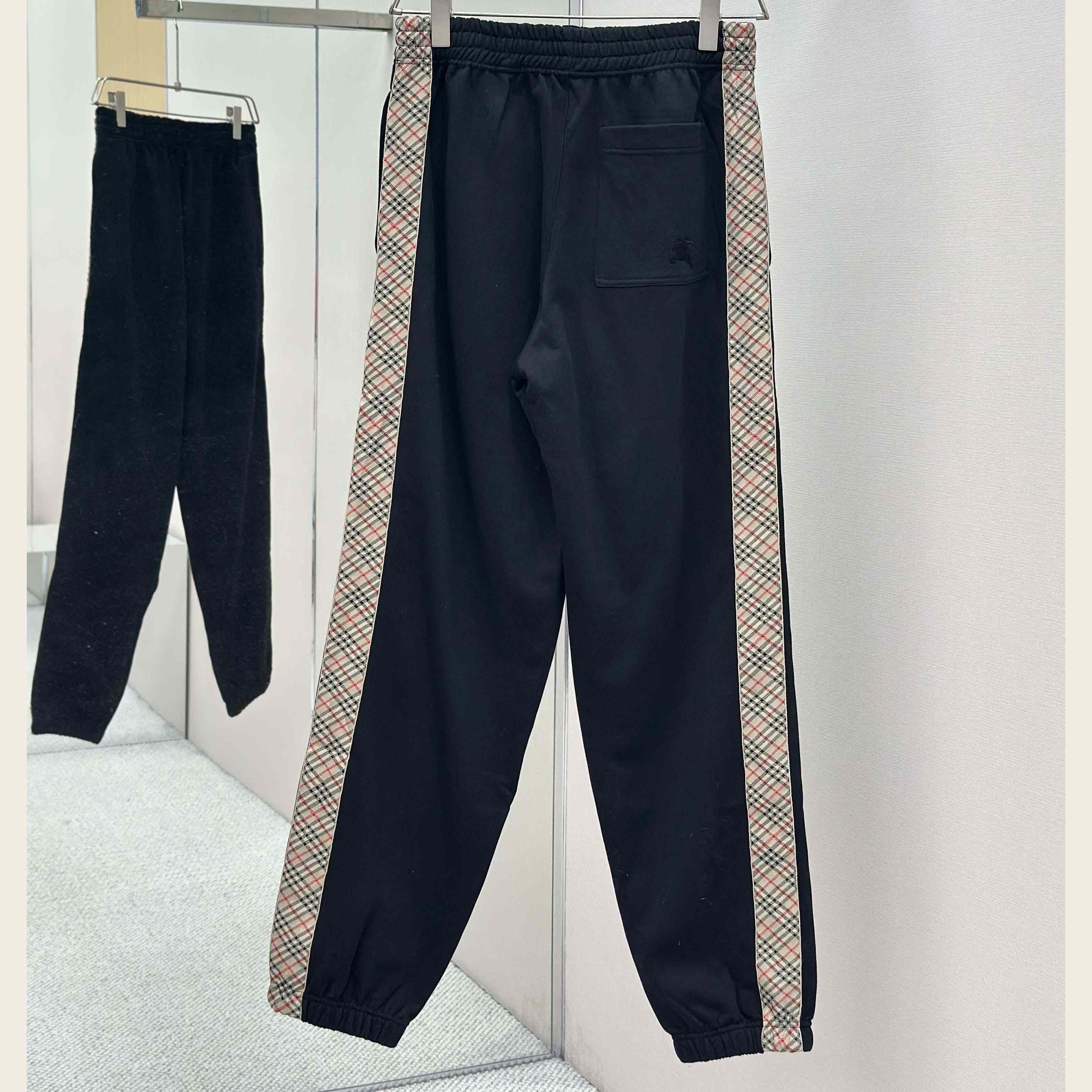 Burberry Check Trim Cotton Jogging Pants - EUR FASHION