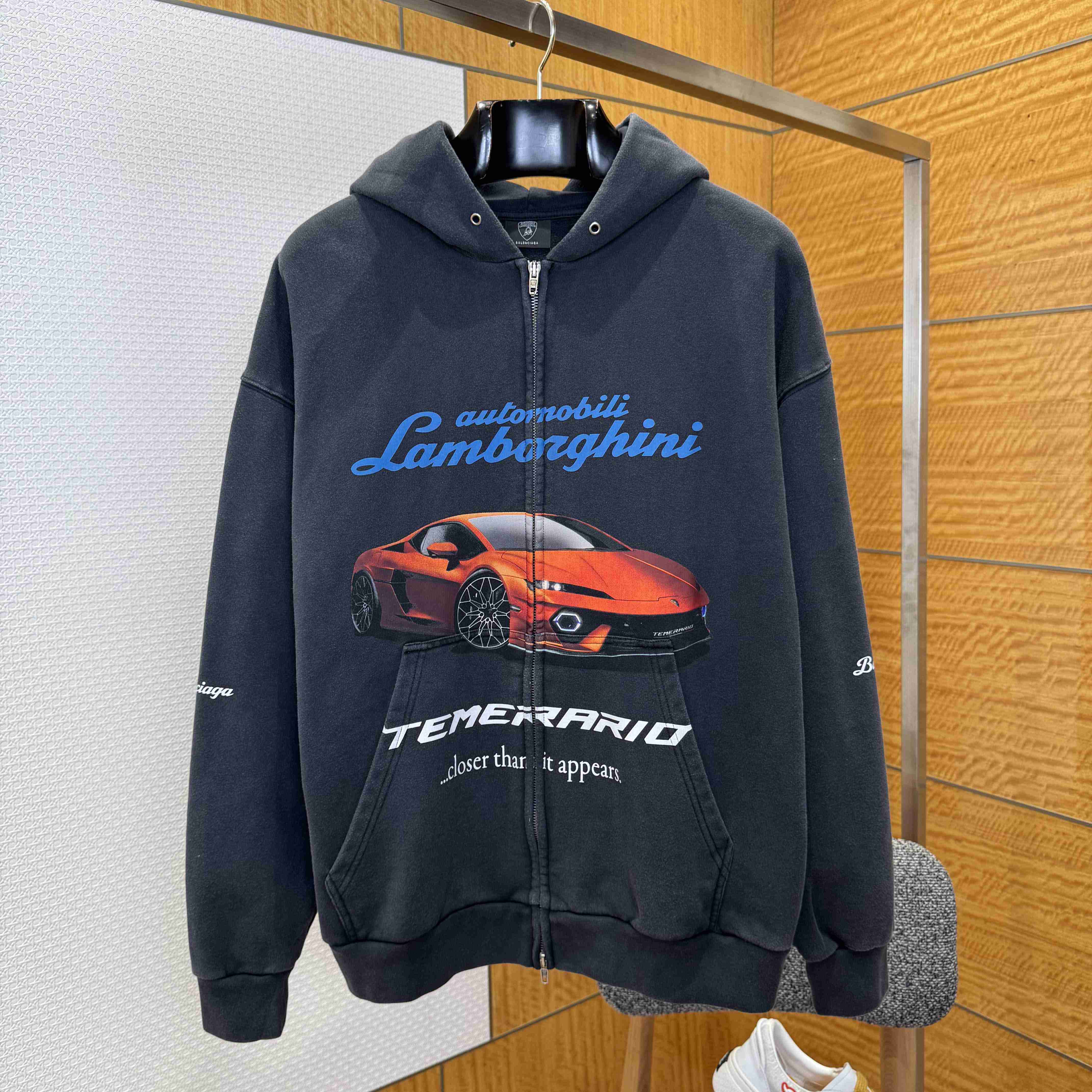 Balenciaga I Automobili Lamborghini Zip-Up Hoodie Small Fit - EUR FASHION