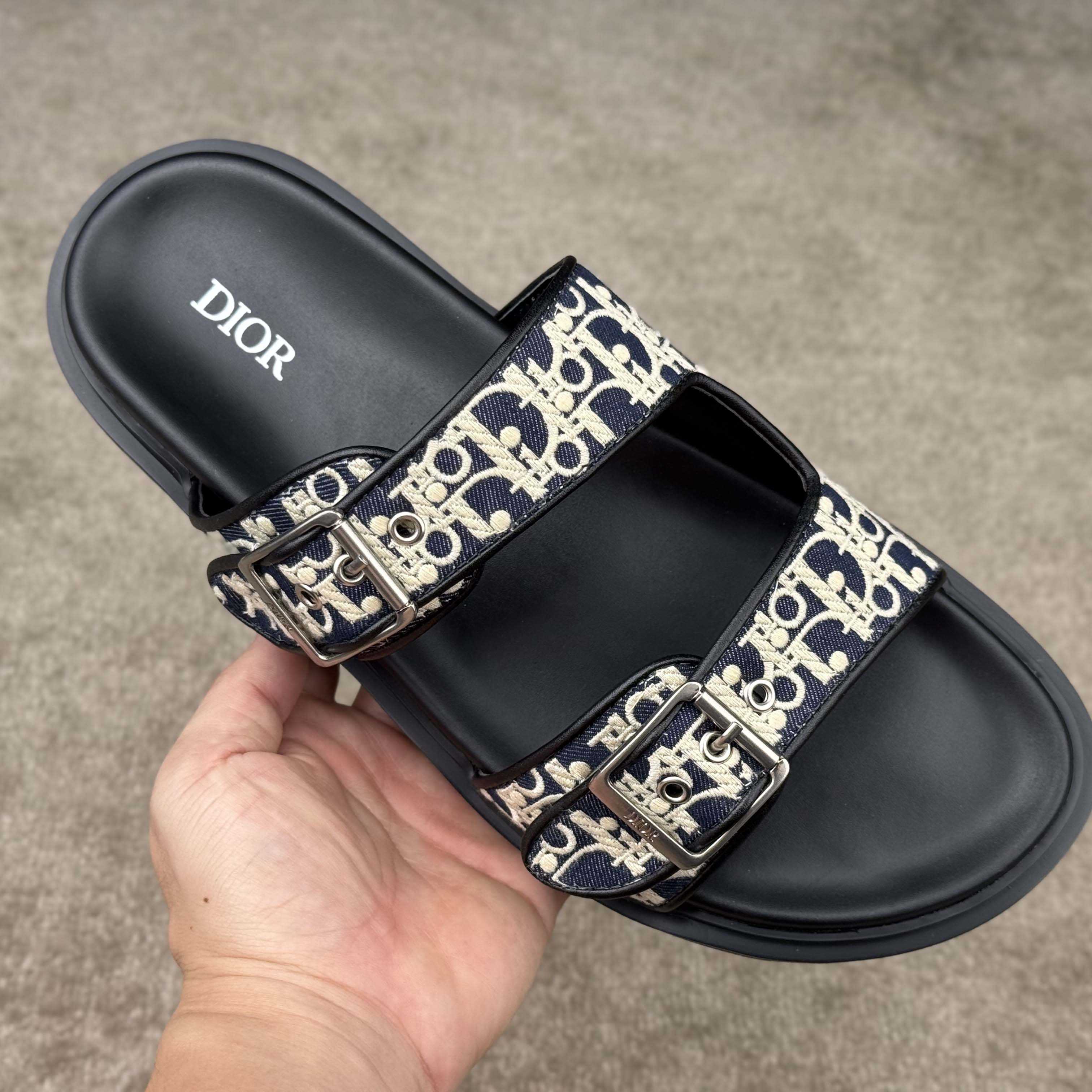 Dior Aqua Sandal  - EUR FASHION