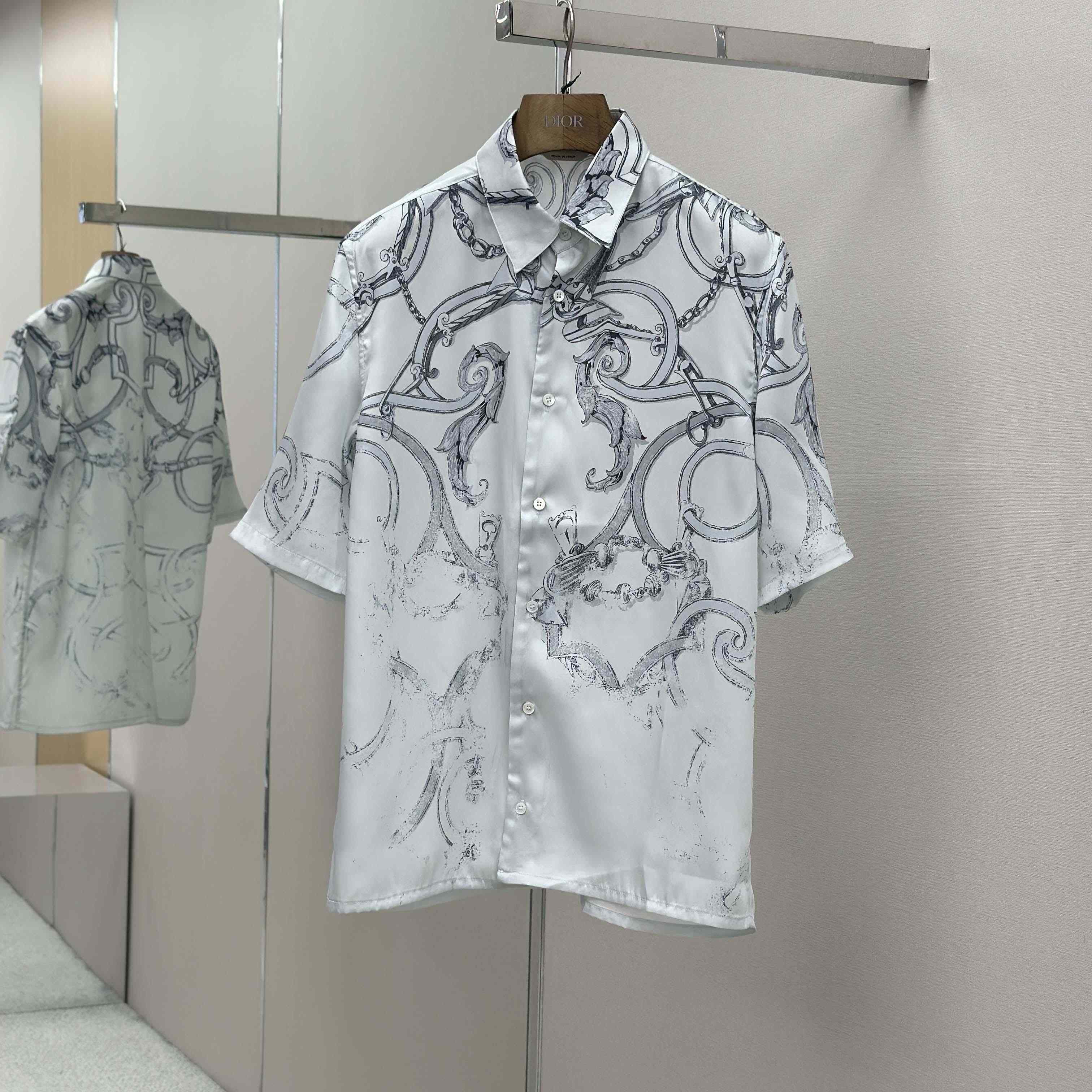 Hermes "L'Instruction Du Roy Patine" Straight Cut Shirt - EUR FASHION
