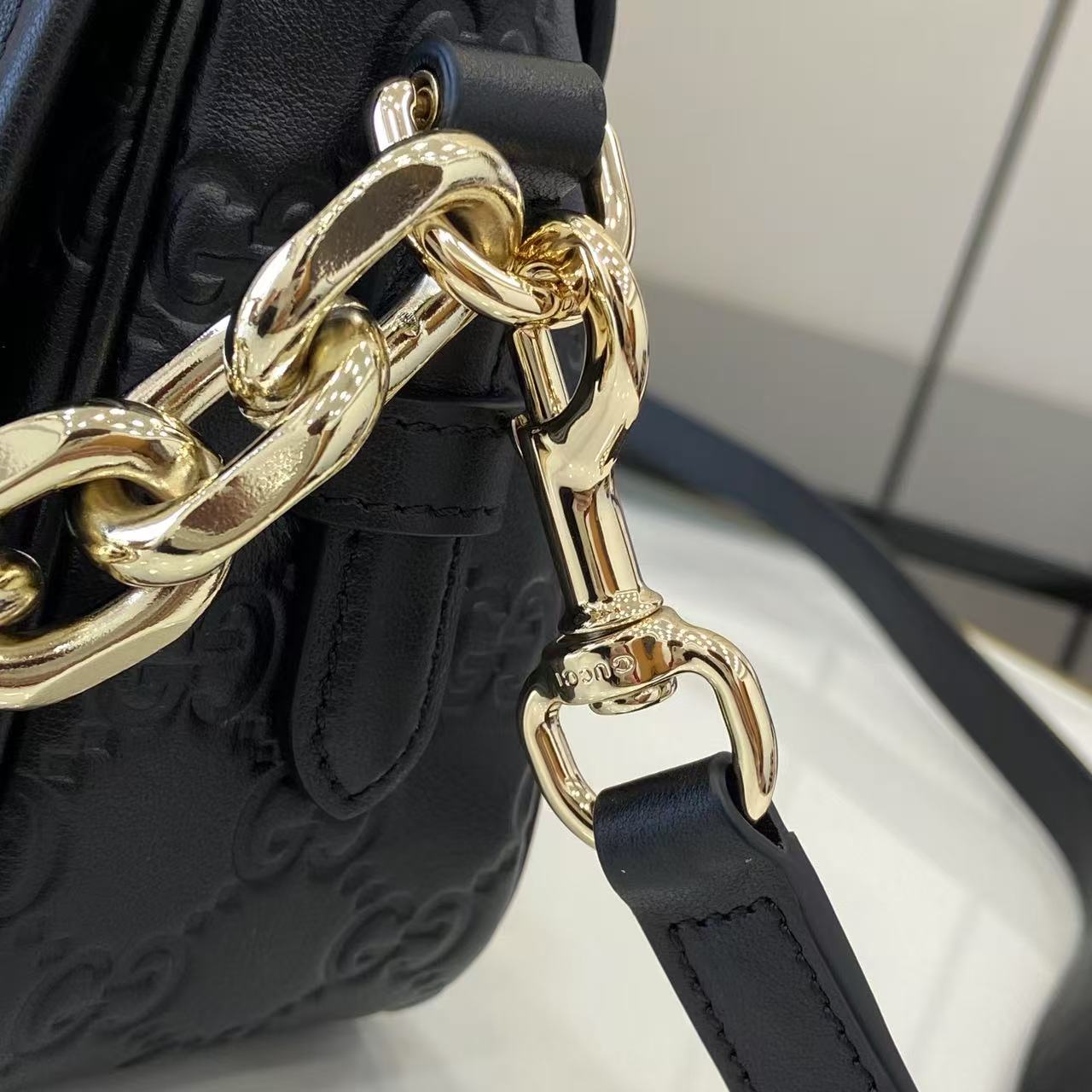 Gucci GG Emblem Small Shoulder Bag - EUR FASHION