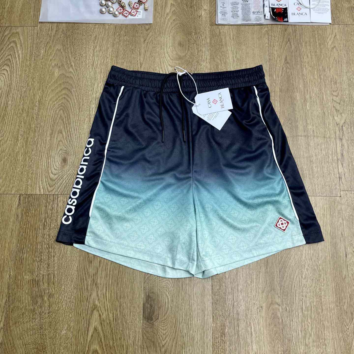 Casablanca Gradient Panelled Shorts   C1065 - EUR FASHION