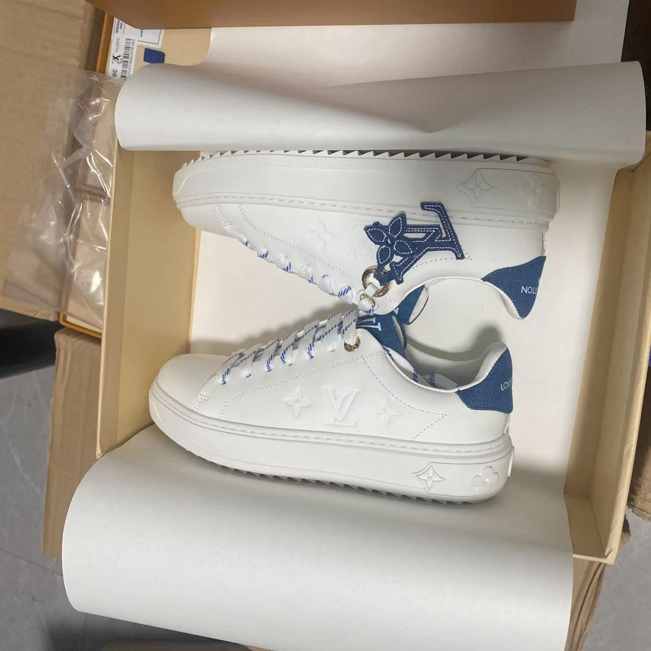 Louis Vuitton Time Out Sneaker    - EUR FASHION