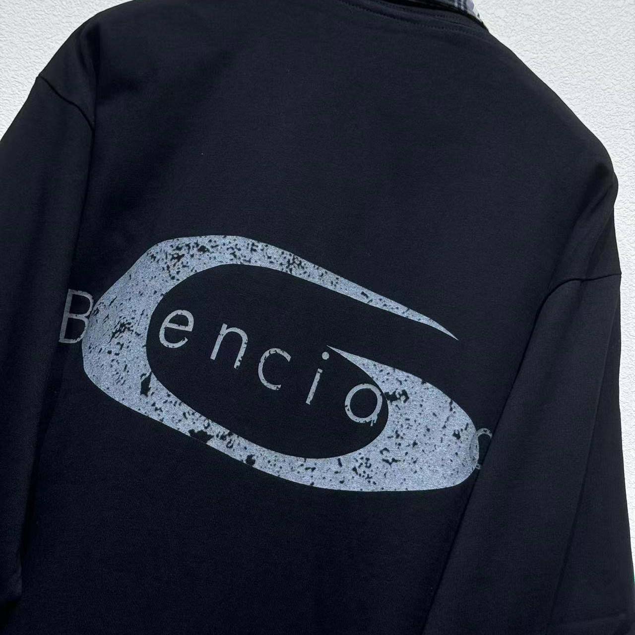 Balenciaga Hybrid Overshirt In Black And Grey Check Flannel - EUR FASHION