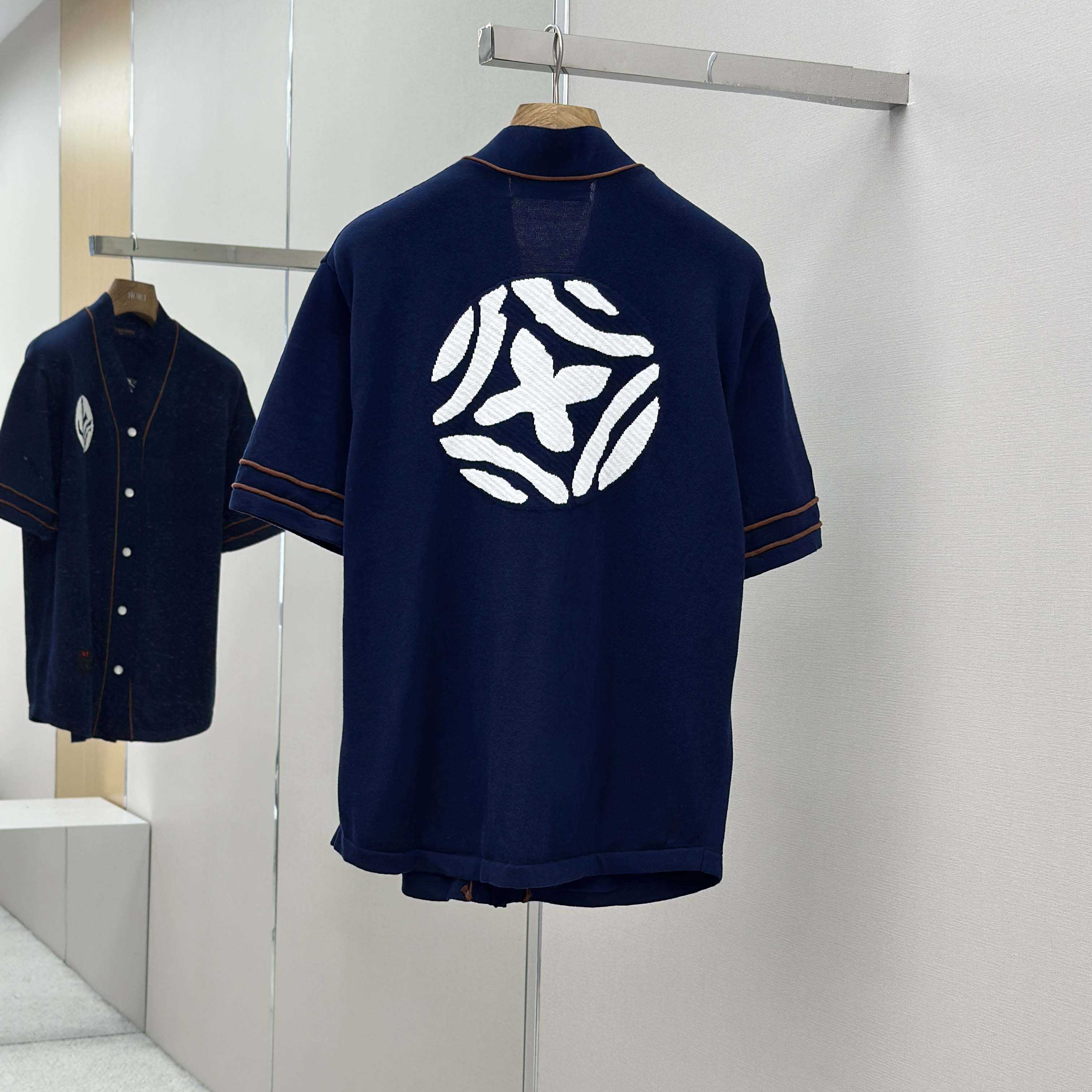 Louis Vuitton Knitted Short-Sleeved Baseball Shirt   1AIMCR - EUR FASHION