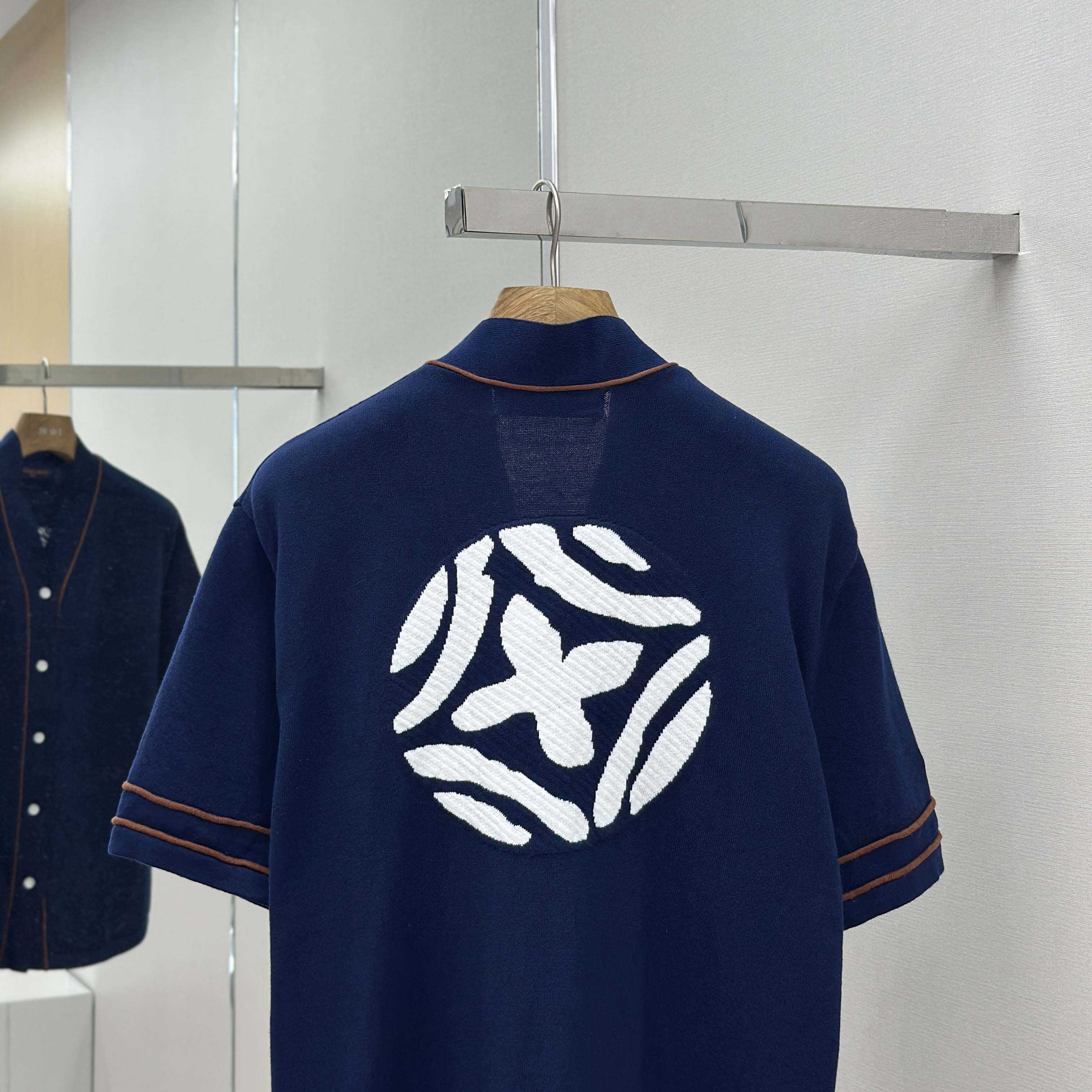 Louis Vuitton Knitted Short-Sleeved Baseball Shirt   1AIMCR - EUR FASHION
