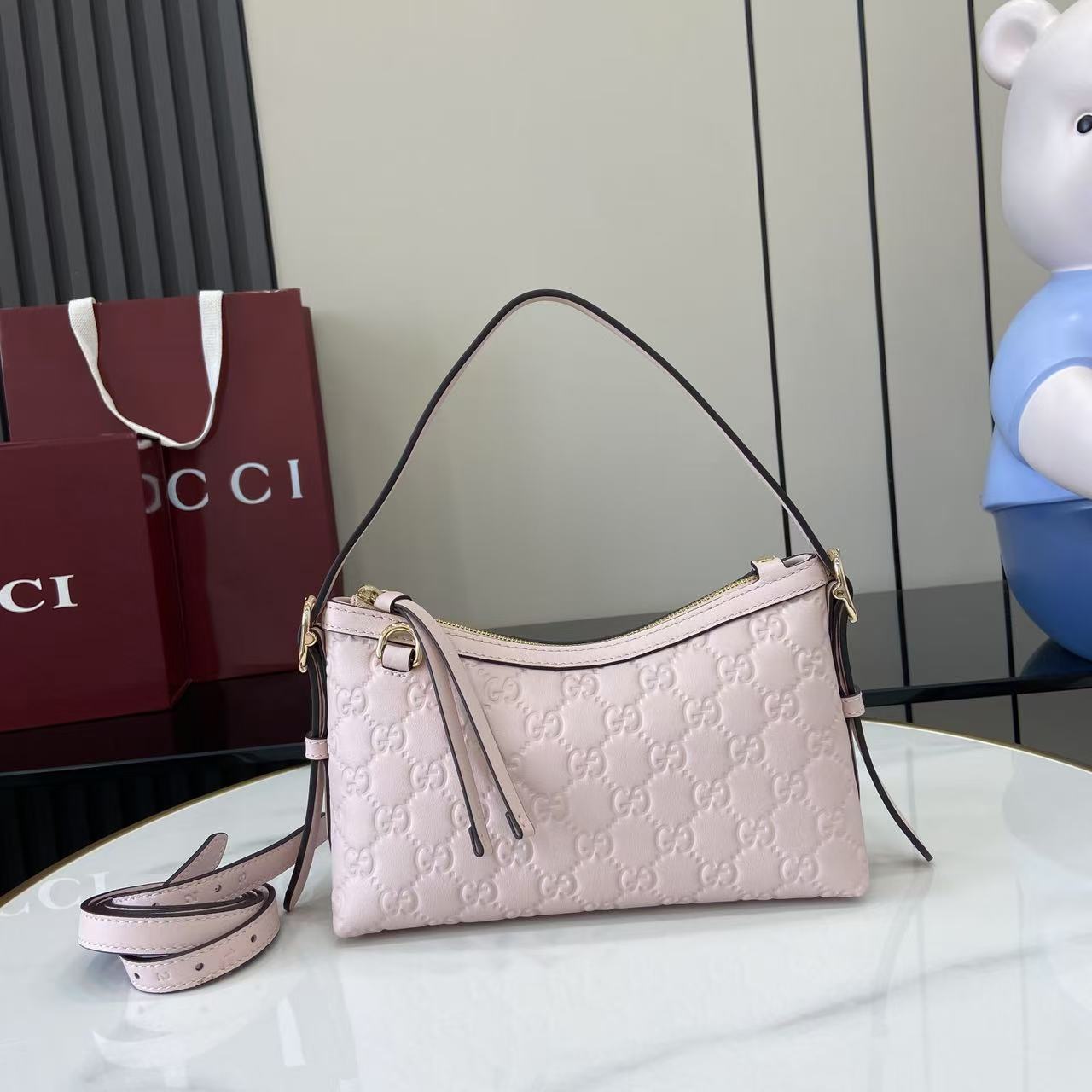 Gucci GG Emblem Small Shoulder Bag - EUR FASHION