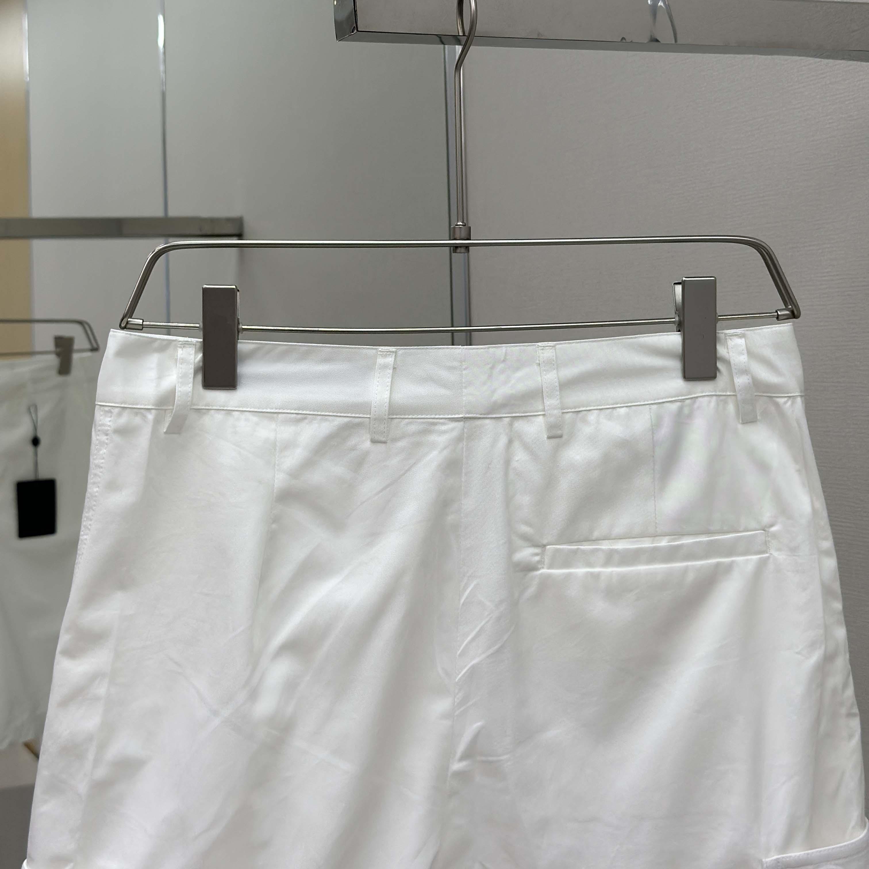 Louis Vuitton Monogram Pocket Cargo Shorts   - EUR FASHION