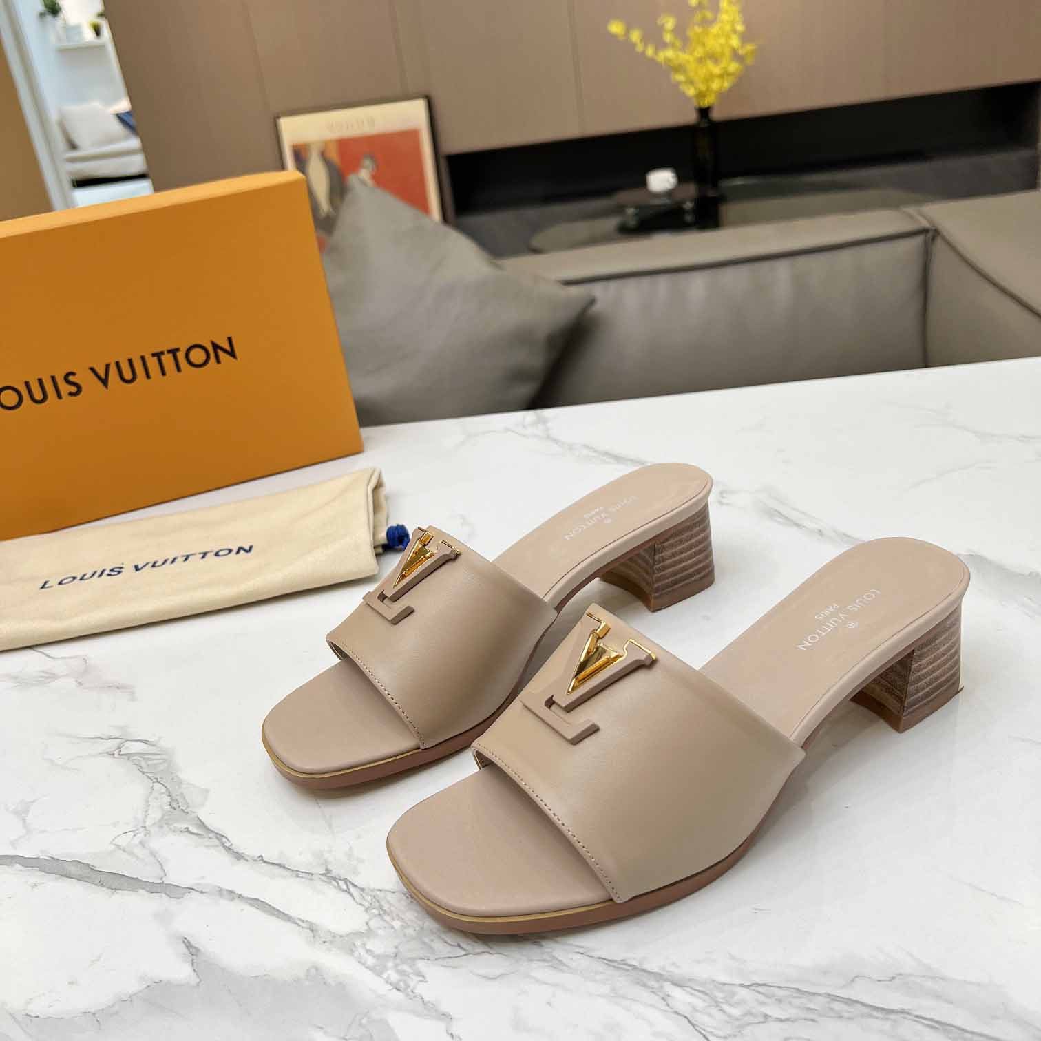 Louis Vuitton LV Mare Mule   1ACU3L - EUR FASHION