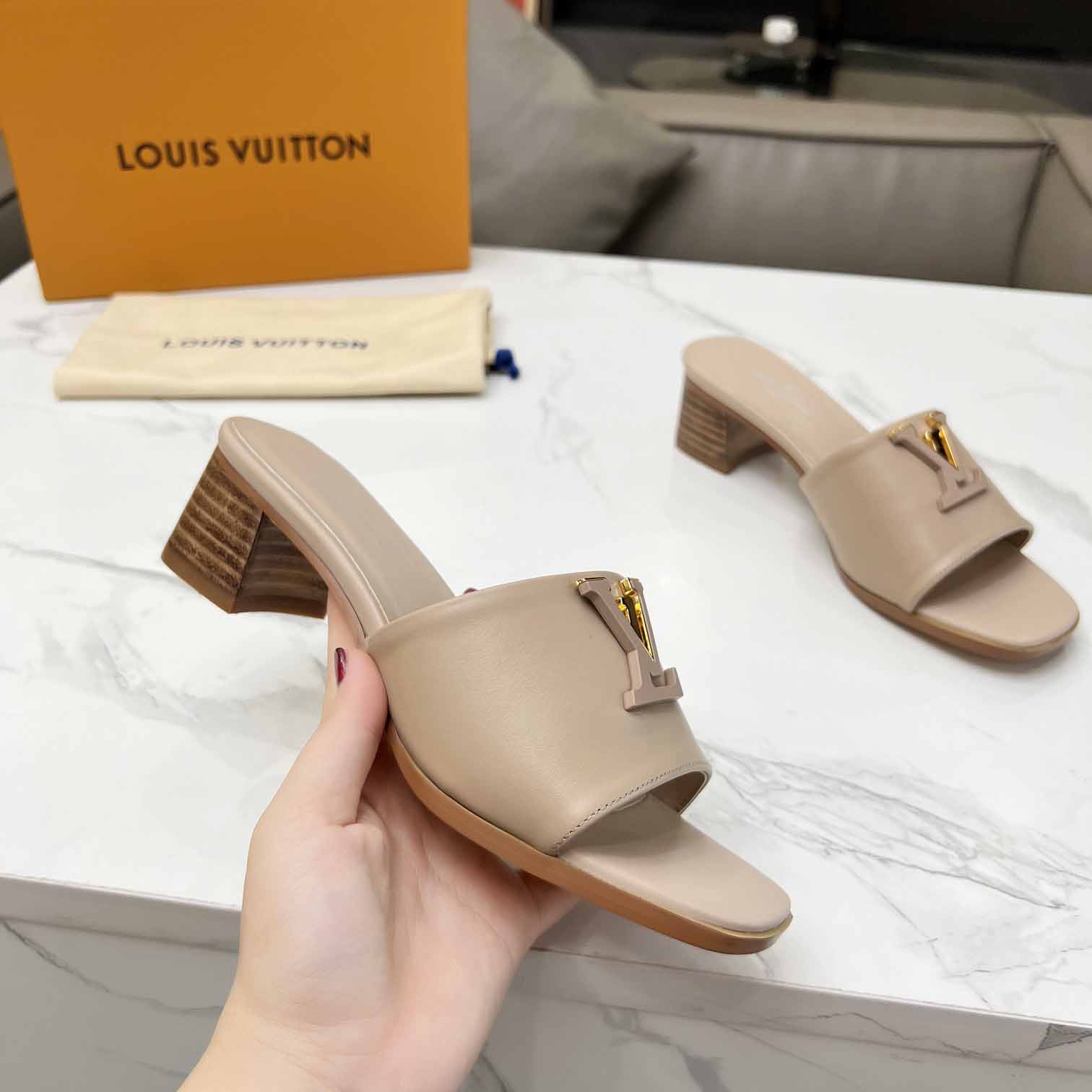 Louis Vuitton LV Mare Mule   1ACU3L - EUR FASHION