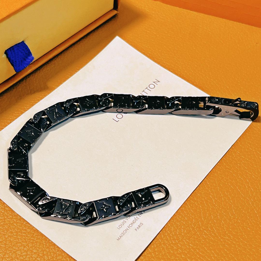 Louis Vuitton Monogram Bracelet - EUR FASHION