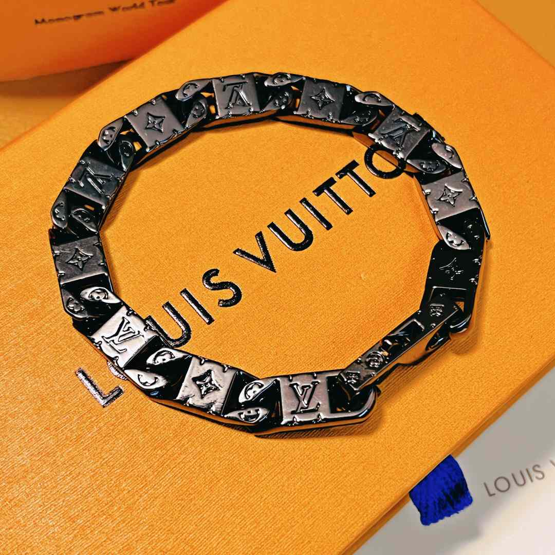 Louis Vuitton Monogram Bracelet - EUR FASHION