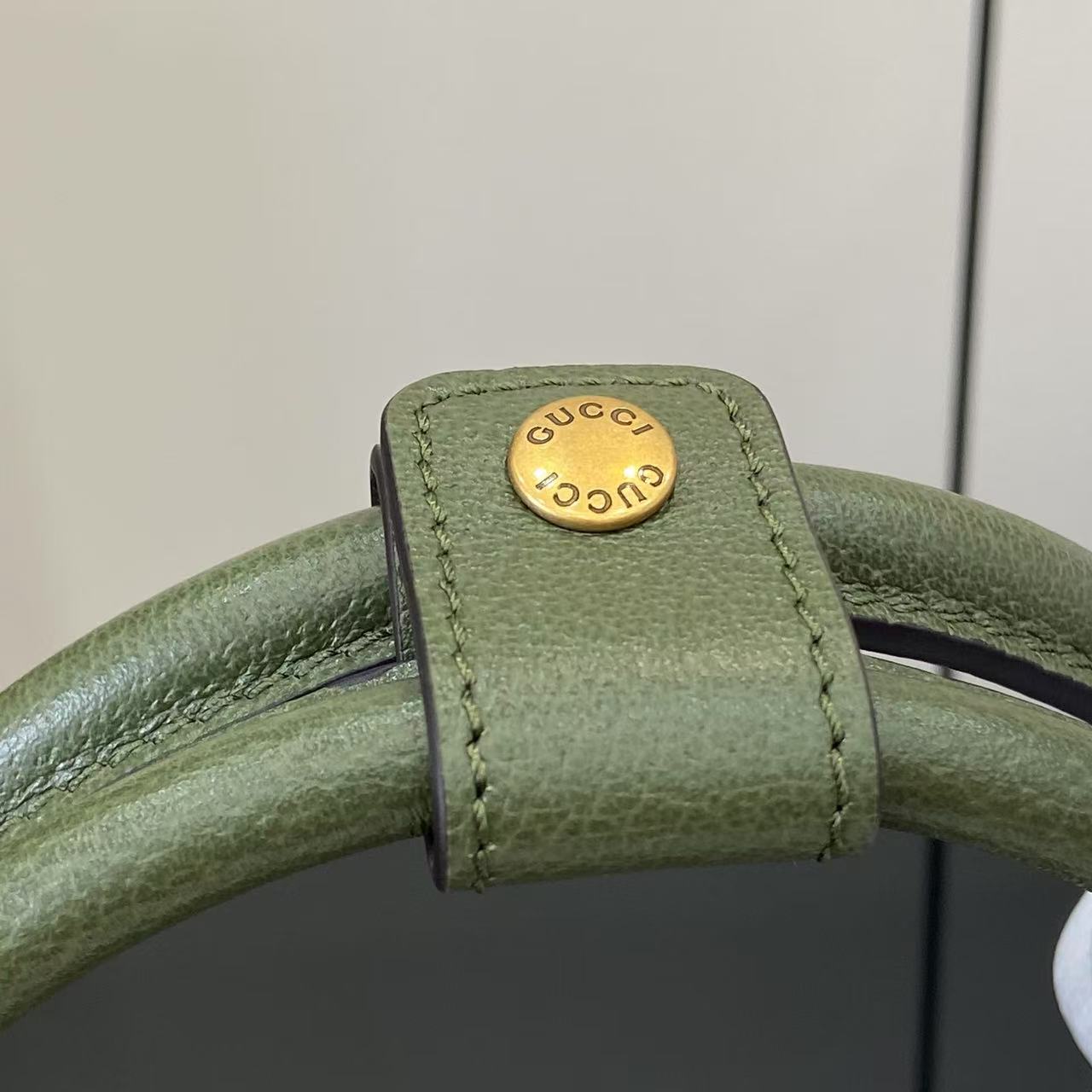 Gucci Savoy Medium Duffle Bag - EUR FASHION