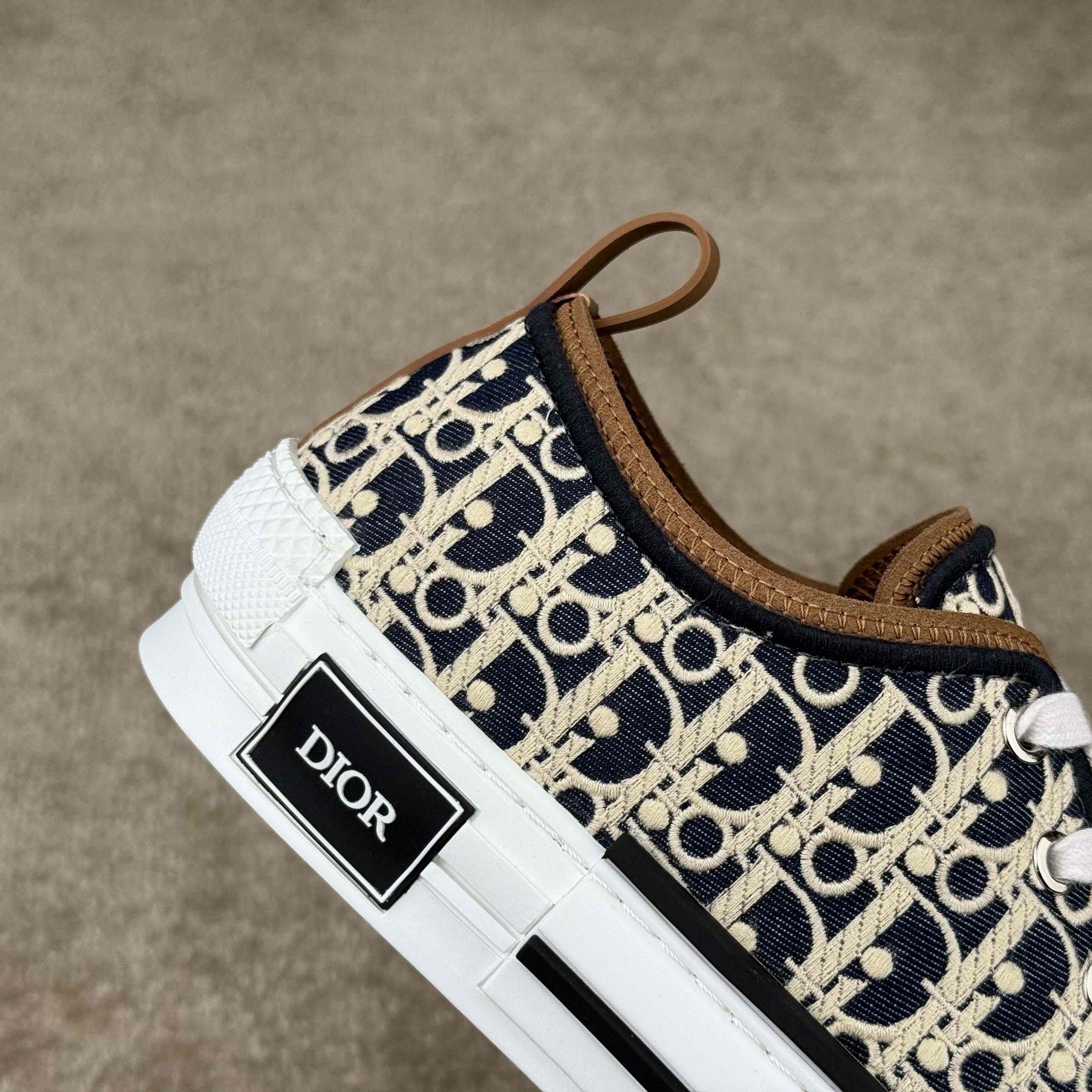 Dior B23 League Low-Top Sneaker - EUR FASHION
