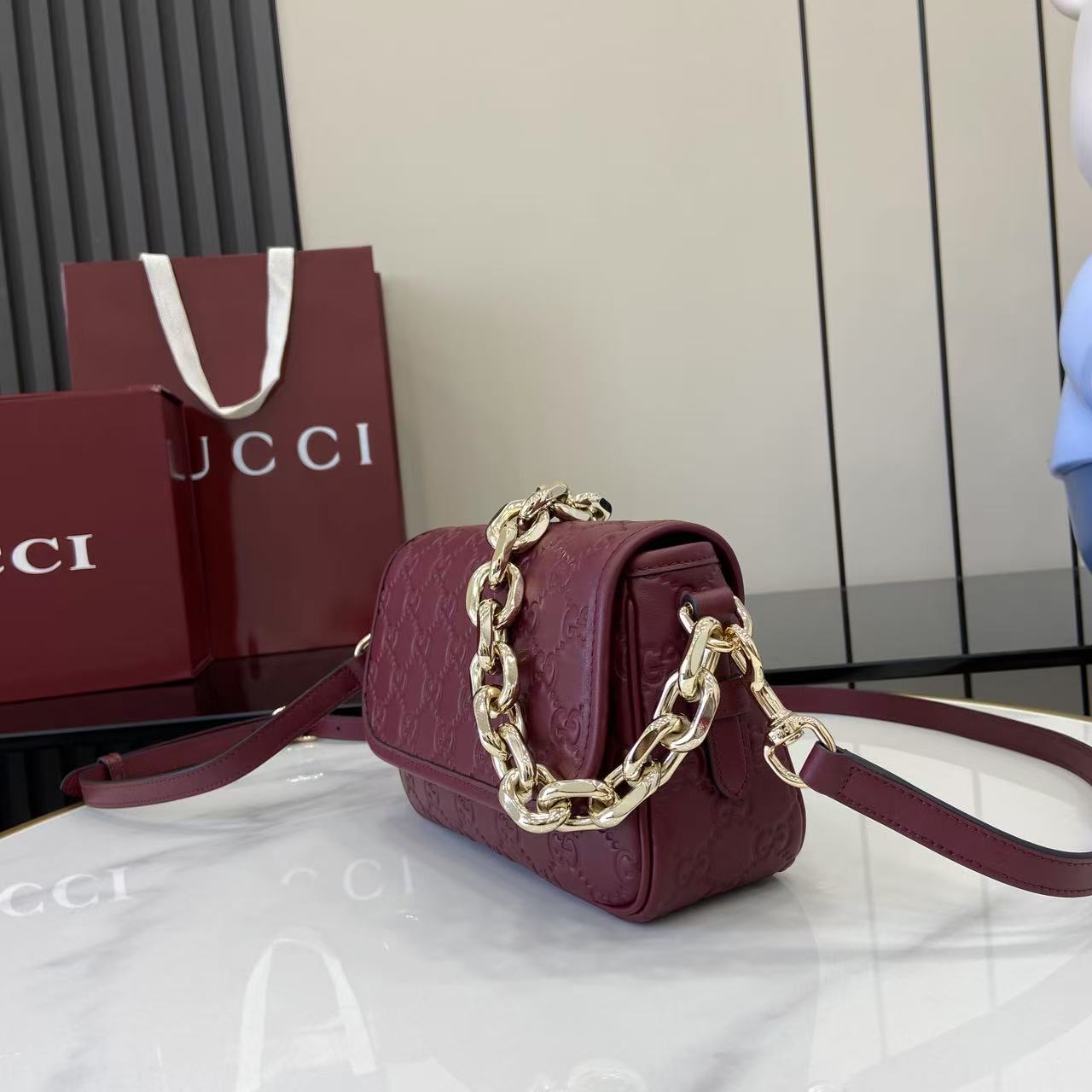 Gucci GG Emblem Small Shoulder Bag - EUR FASHION