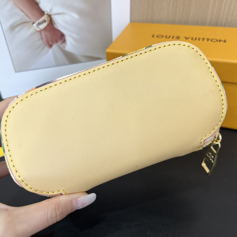 Louis Vuitton Sunglasses Pouch - EUR FASHION