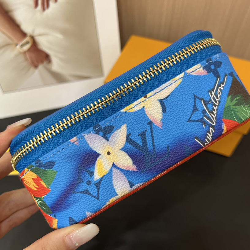 Louis Vuitton Sunglasses Pouch - EUR FASHION